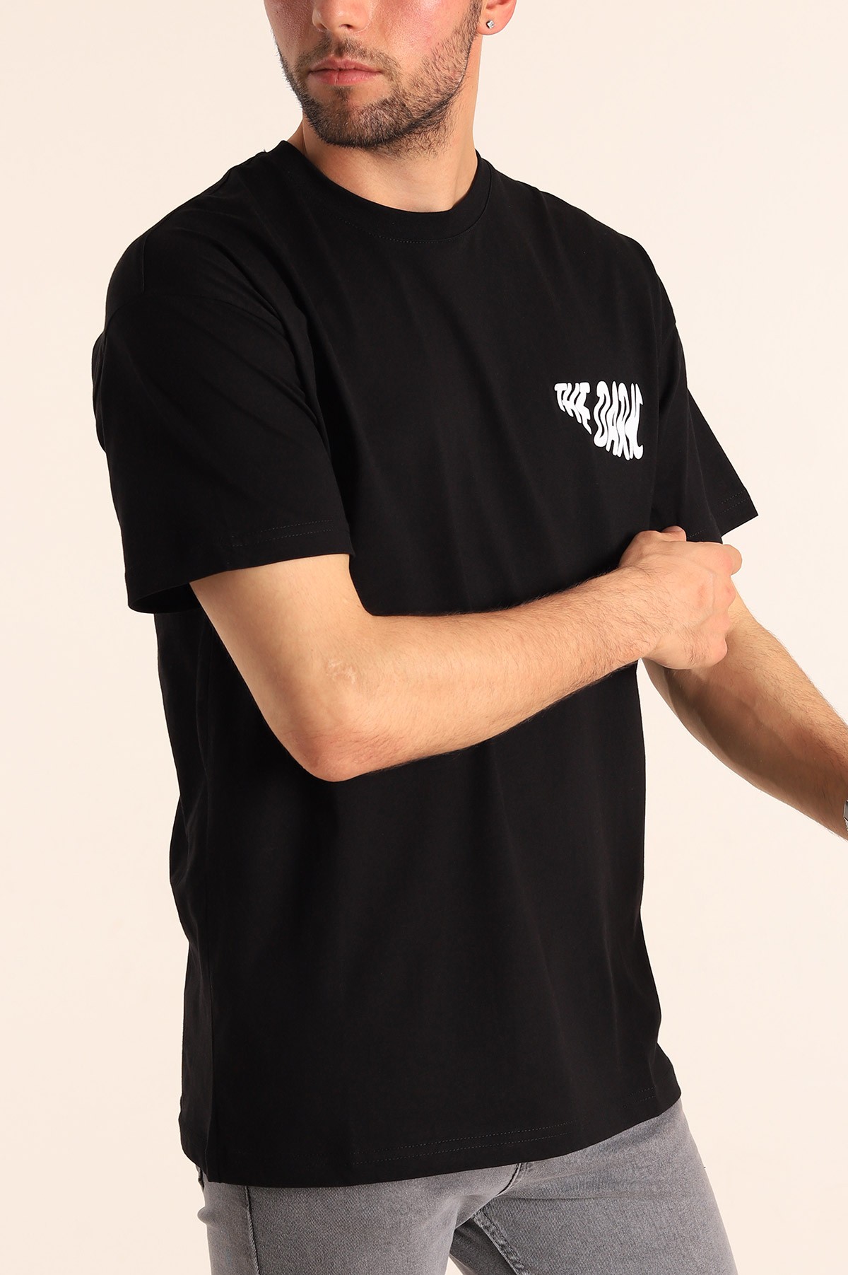 Siyah Relaxed Fit The Dark Slogan Sırt Baskılı Erkek Tişört 186618
