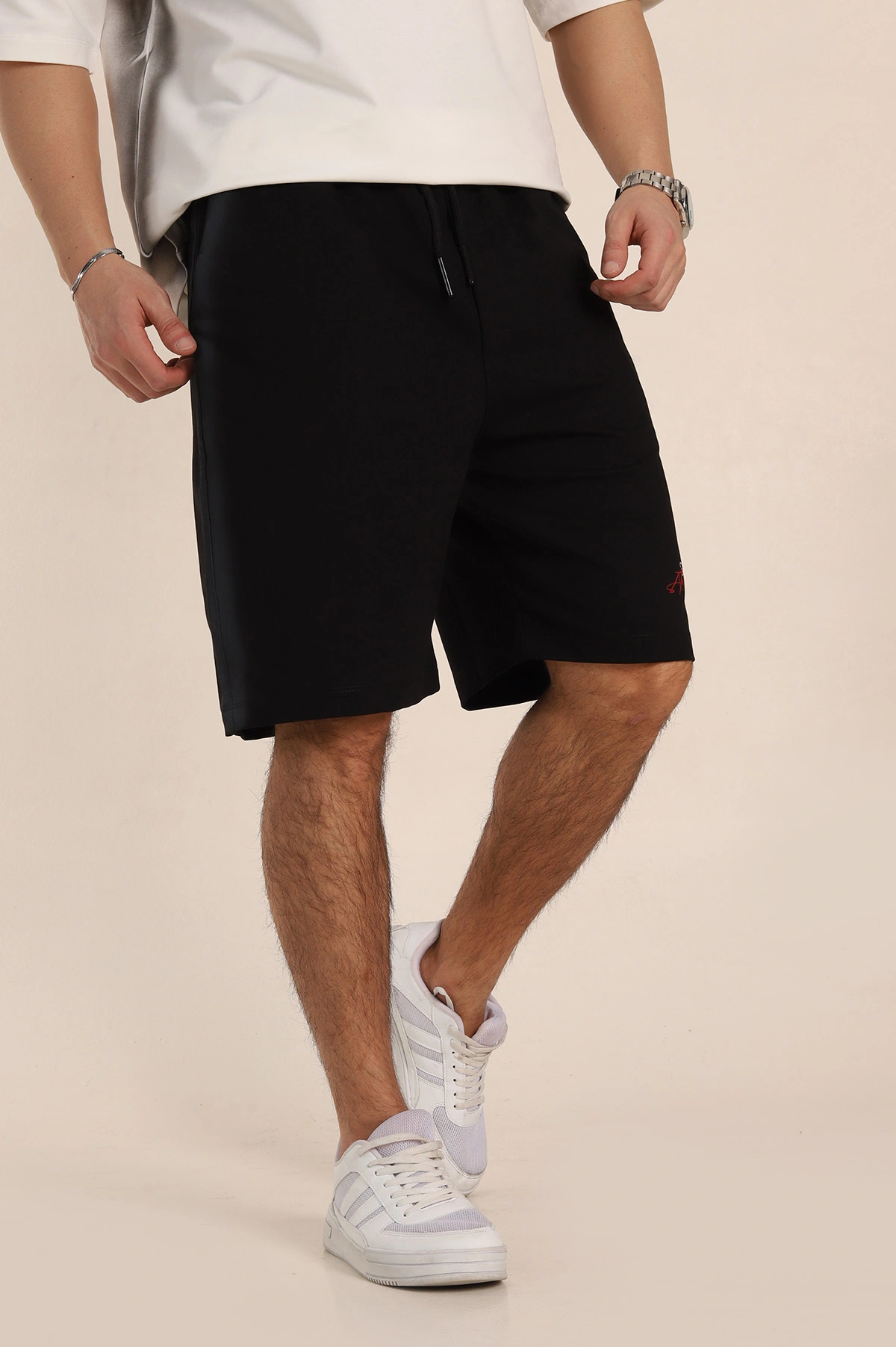 Siyah Relaxed Fit Yıkamalı Yazı Detay Erkek Şort 354089
