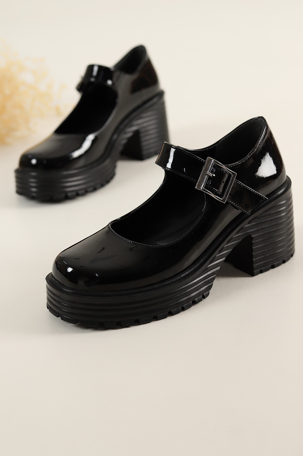 Siyah Rugan Mary Jane Platform Topuklu Ayakkabı 209902
