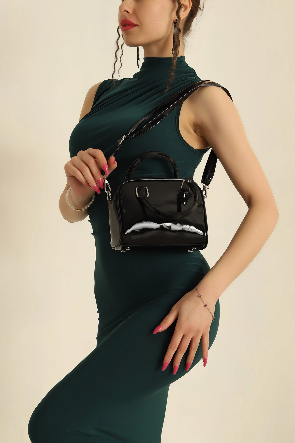 Siyah Rugan Mini Boy El ve Omuz Çantası 272679