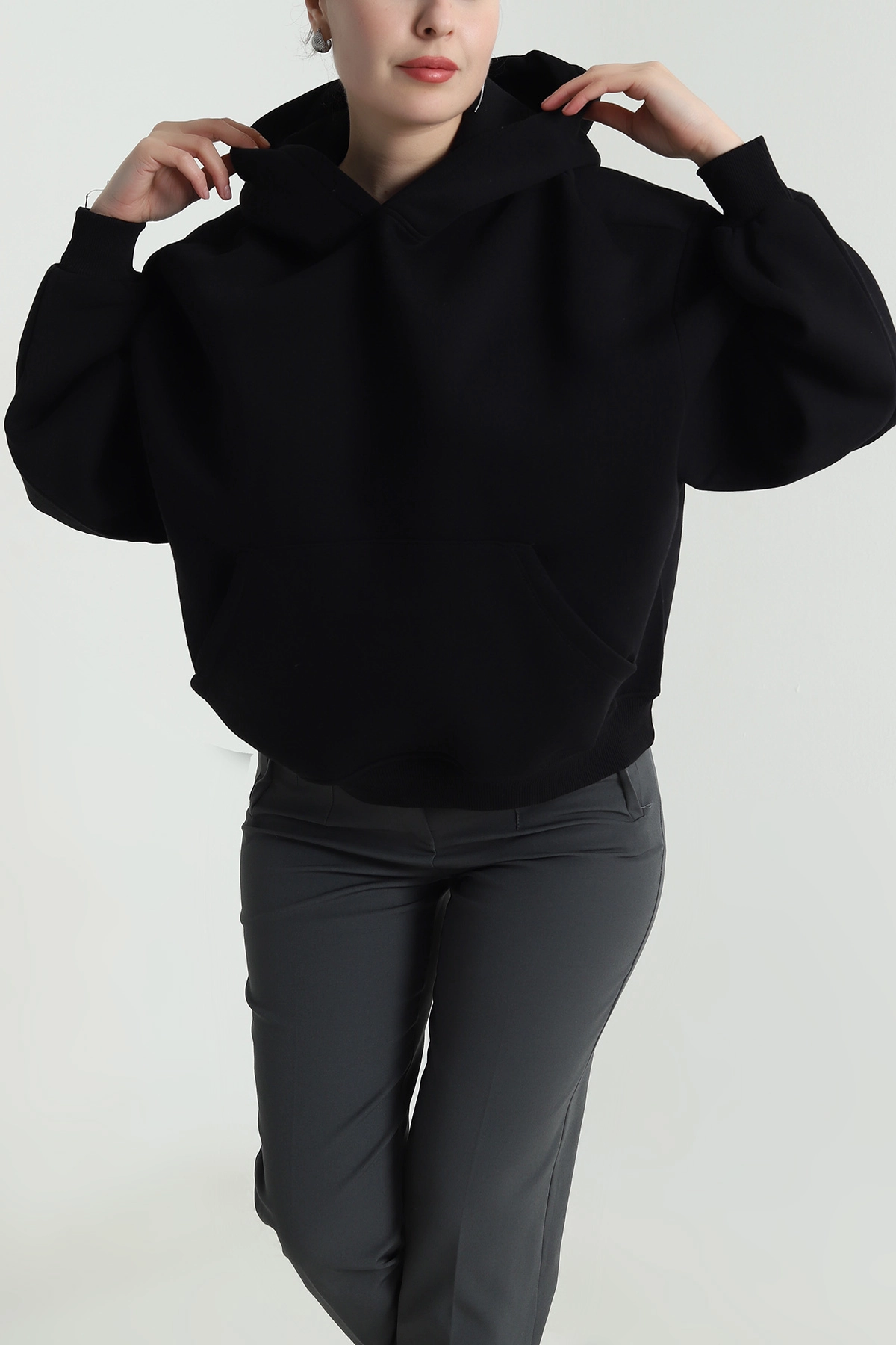 Siyah Şardonlu Kapşonlu Oversize Üç İp Kadın Sweat 493826