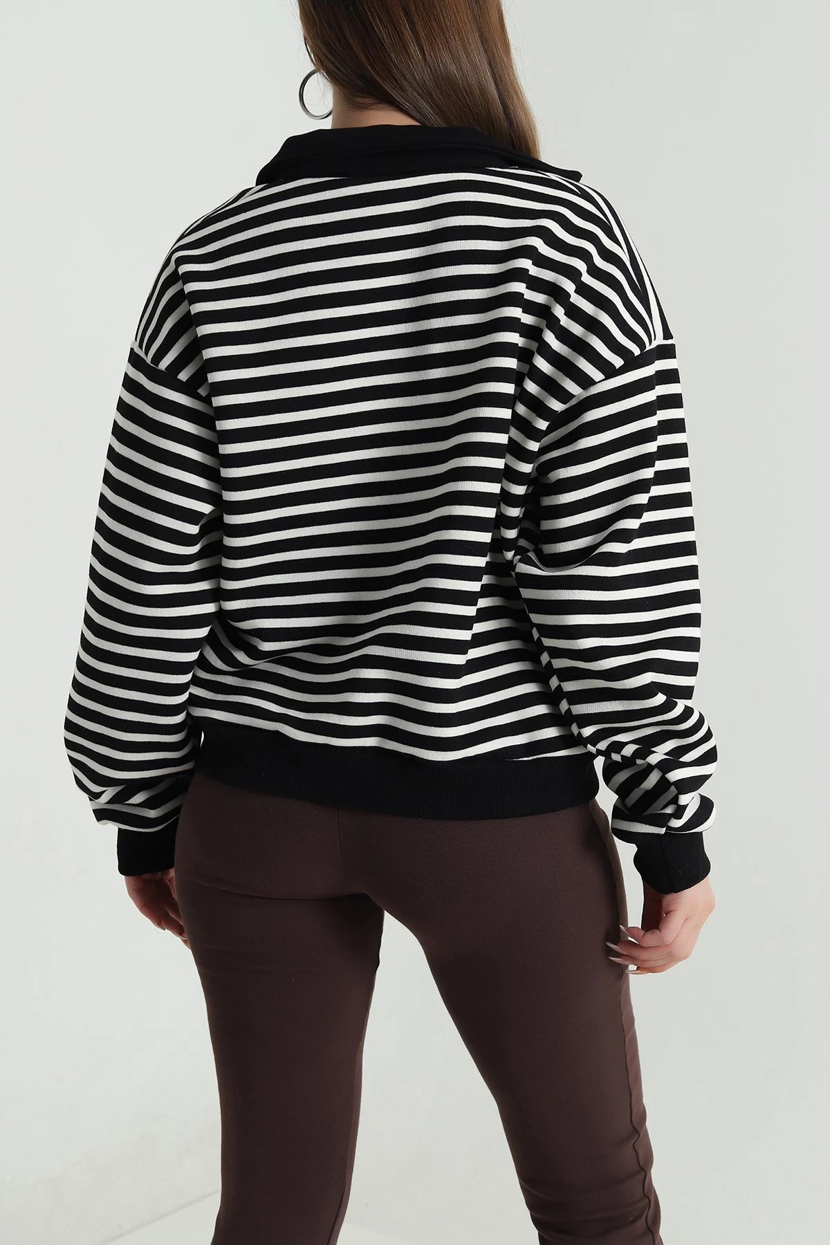 Siyah Şardonlu Polo Yaka Kadın Sweat 489513