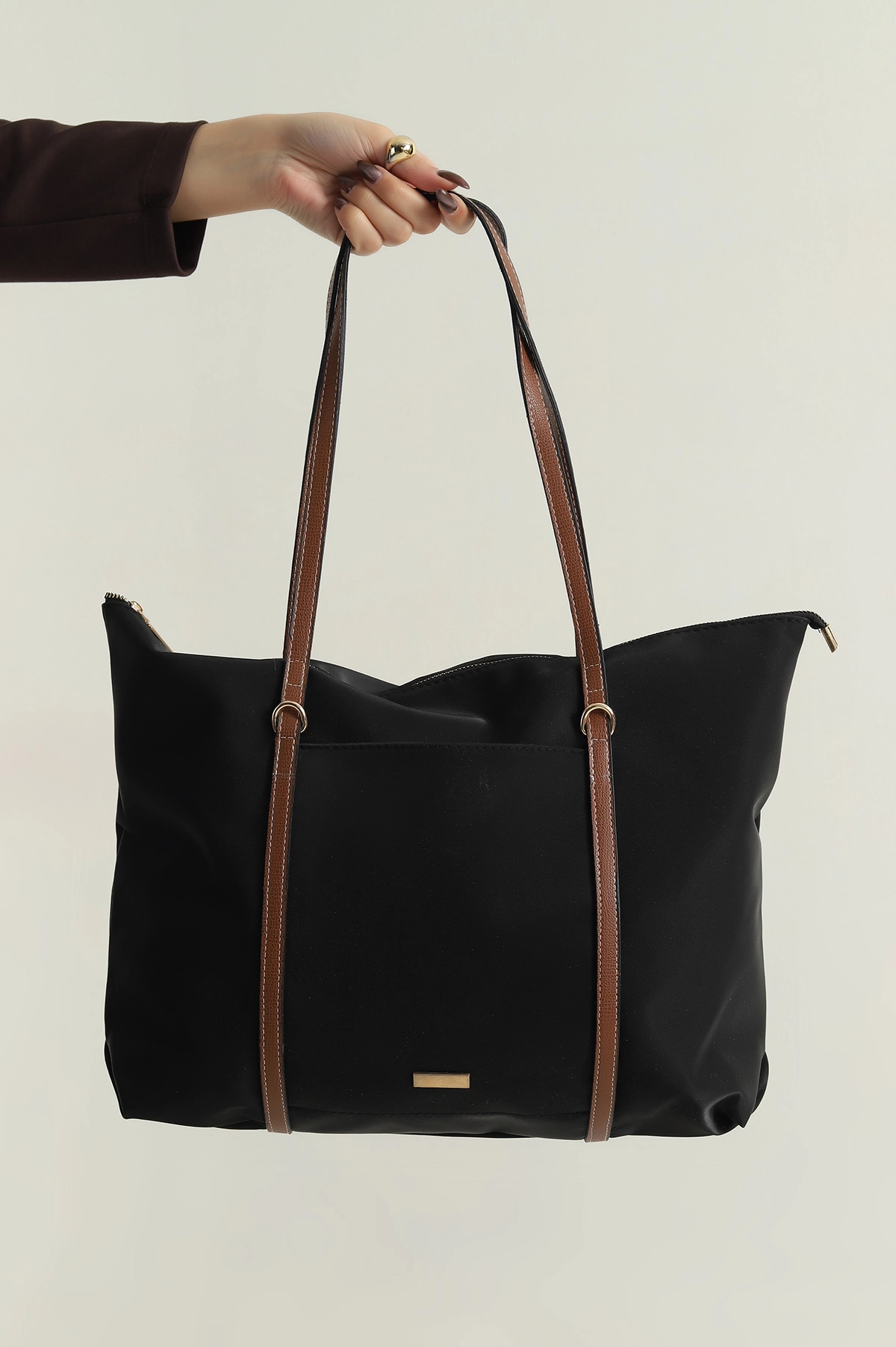 Siyah Saten Büyük Boy Fermuarlı Kadın Kol ve Omuz Çantası 411545