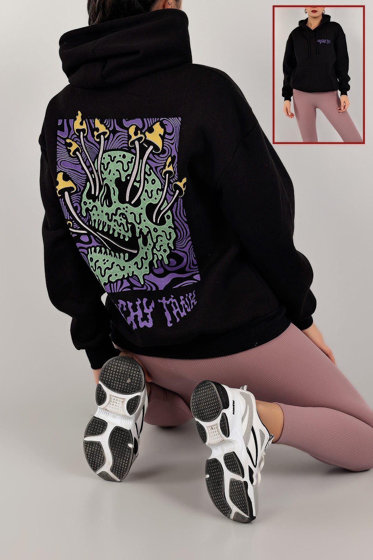 Siyah Sırtı Baskılı Şardonlu Sweat 143403