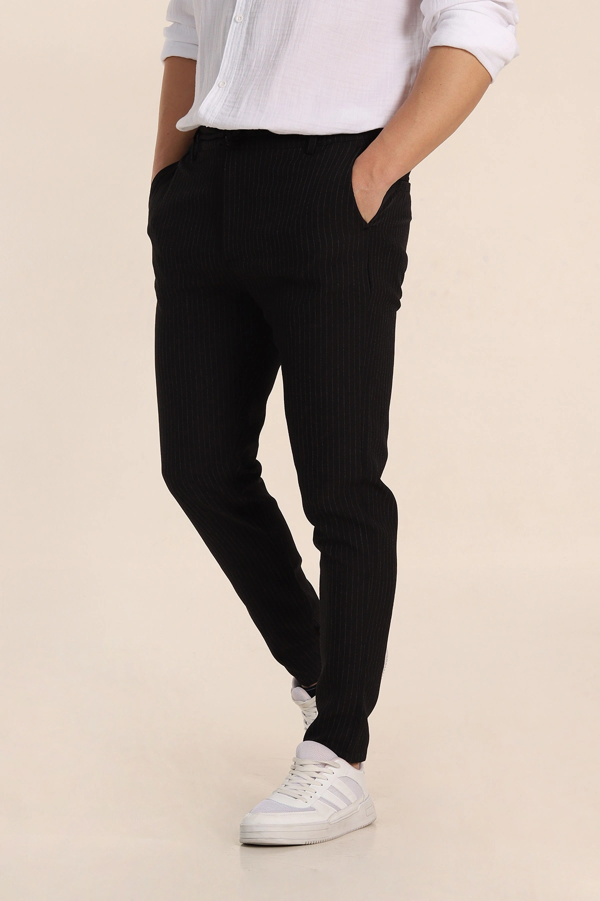 Siyah Slim Fit Çizgili Gofre Kumaş Erkek Pantolon 351862