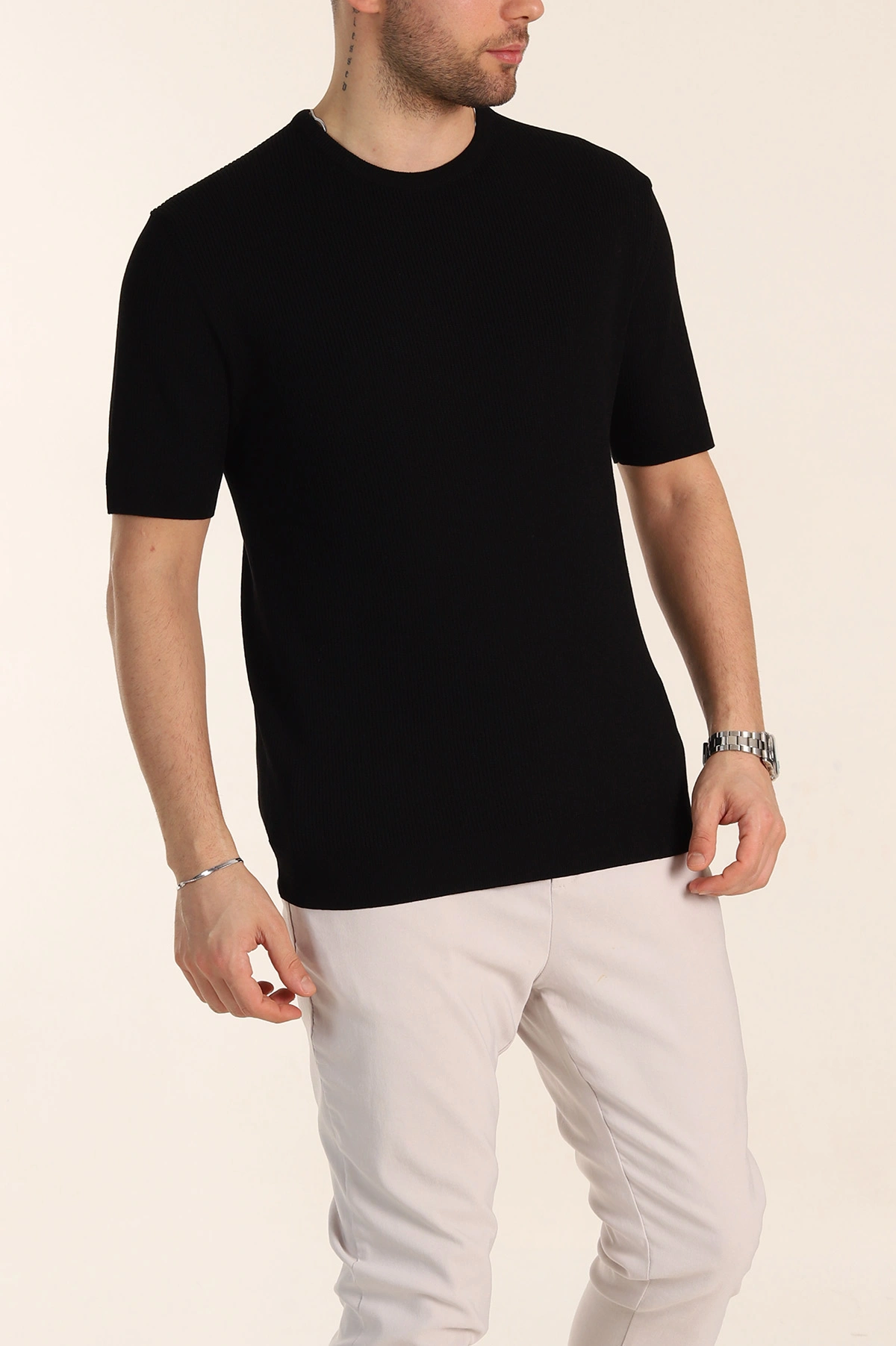 Siyah Slim Fit Dokulu Basic Kısa Kollu Erkek Triko Tişört 338599