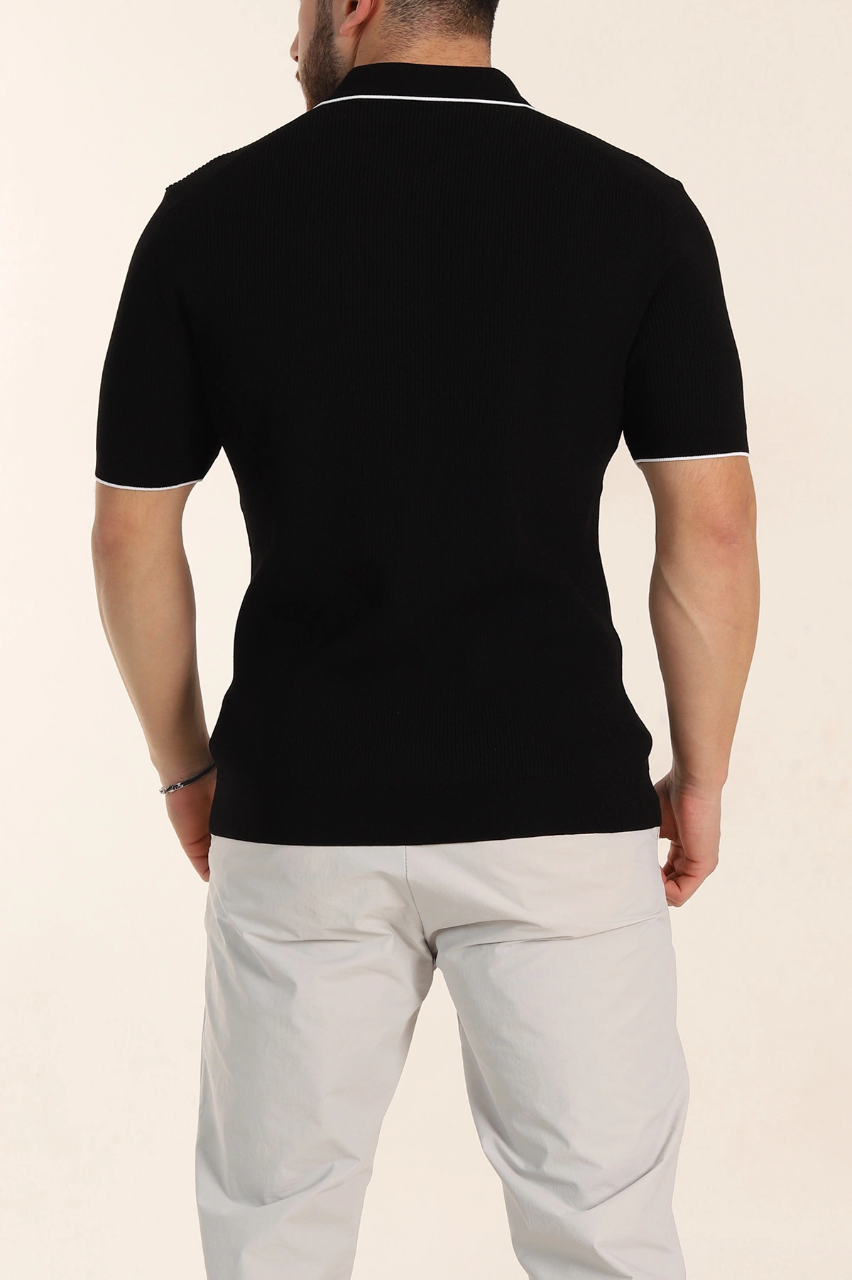 Siyah Slim Fit Dokulu Fermuarlı Polo Yaka Kısa Kollu Erkek Triko Tişört 338616