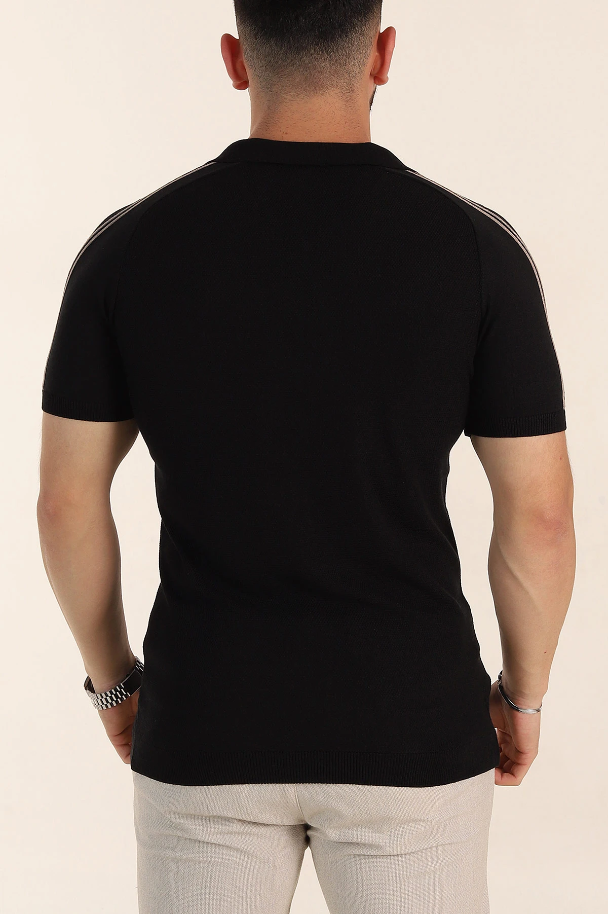 Siyah Slim Fit Omuz Şerit Detaylı Fermuarlı Polo Yaka Erkek Triko Tişört 358398