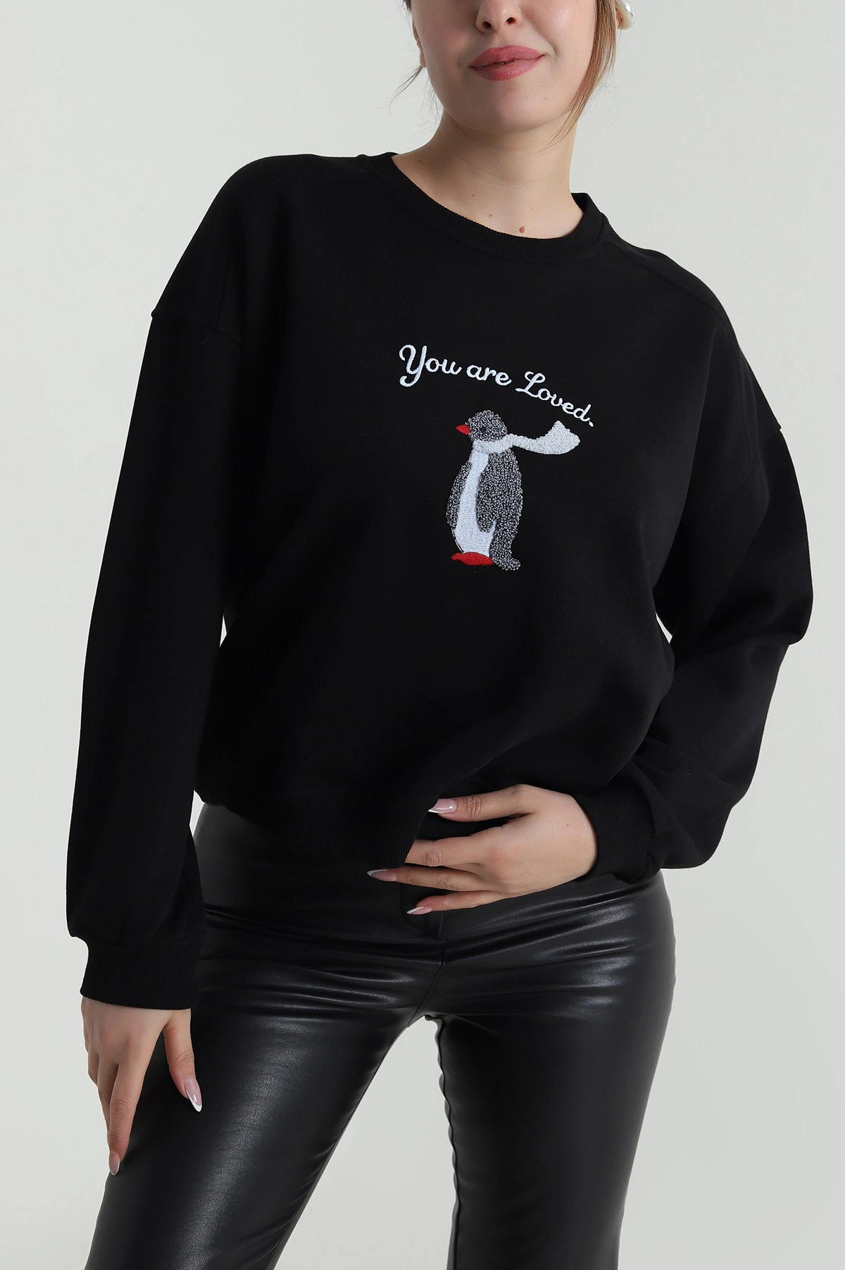 Siyah Süzene Nakışlı Şardonsuz Üç İp Kadın Sweat 486603