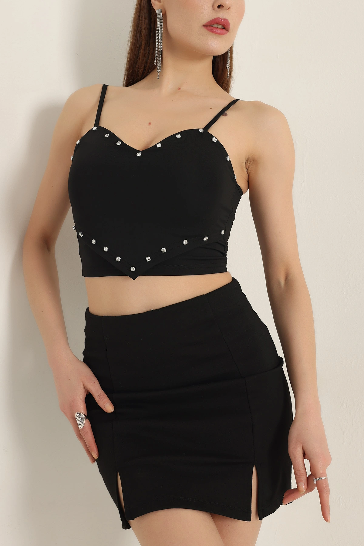 Siyah Taş Detay Scuba Crop Bluz 337364