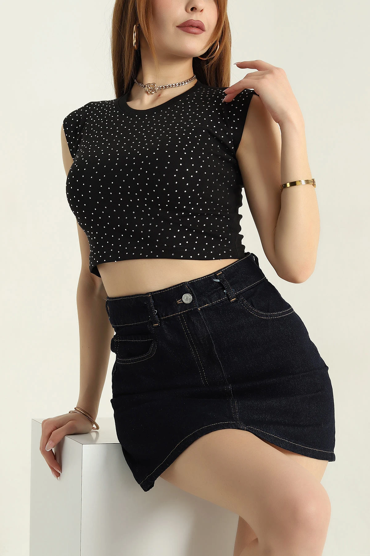 Siyah Taşlı Bisiklet Yaka Ribana Crop 354478