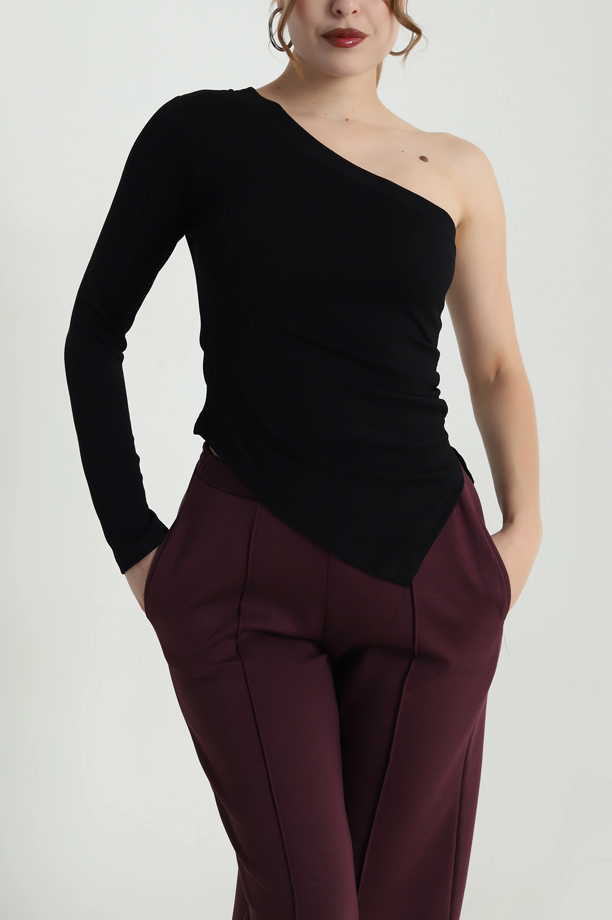Siyah Tek Kol Büzgülü Modal Kadın Bluz 483782