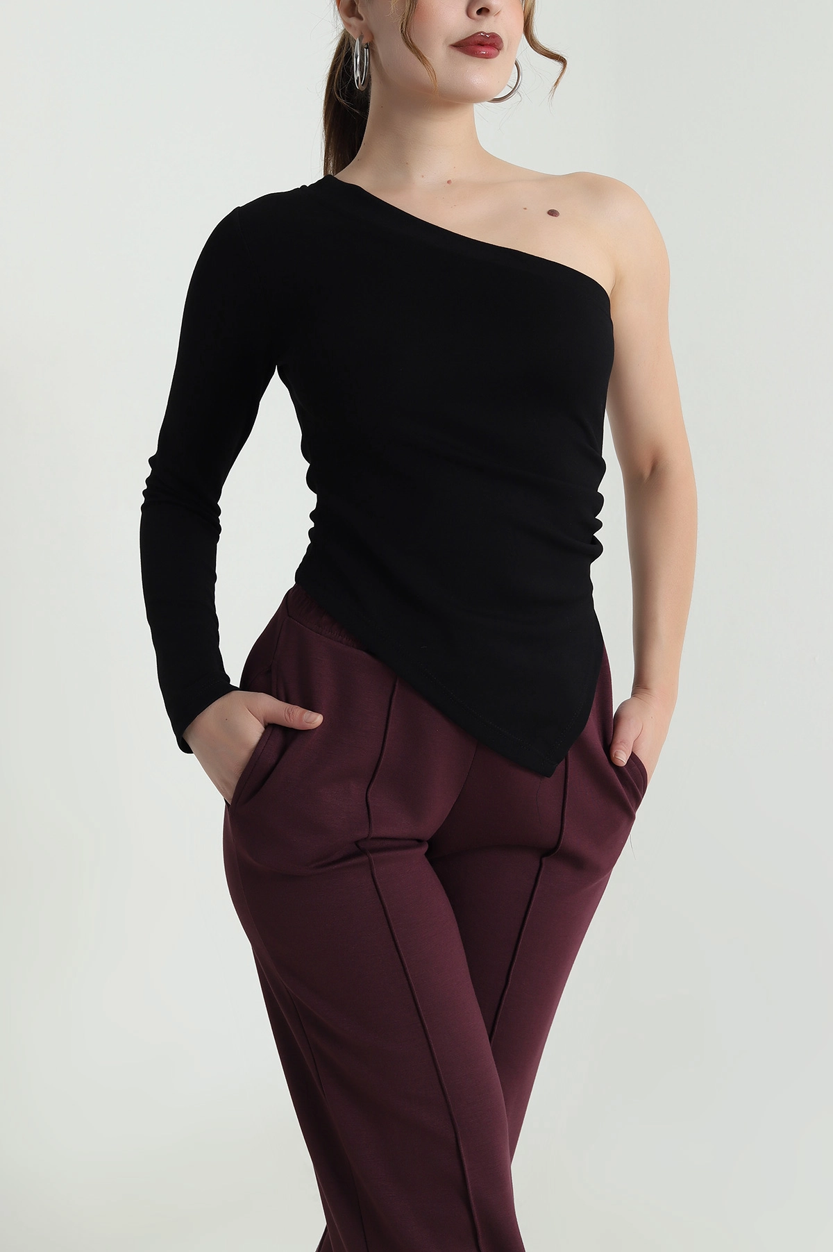 Siyah Tek Kol Büzgülü Modal Kadın Bluz 483782