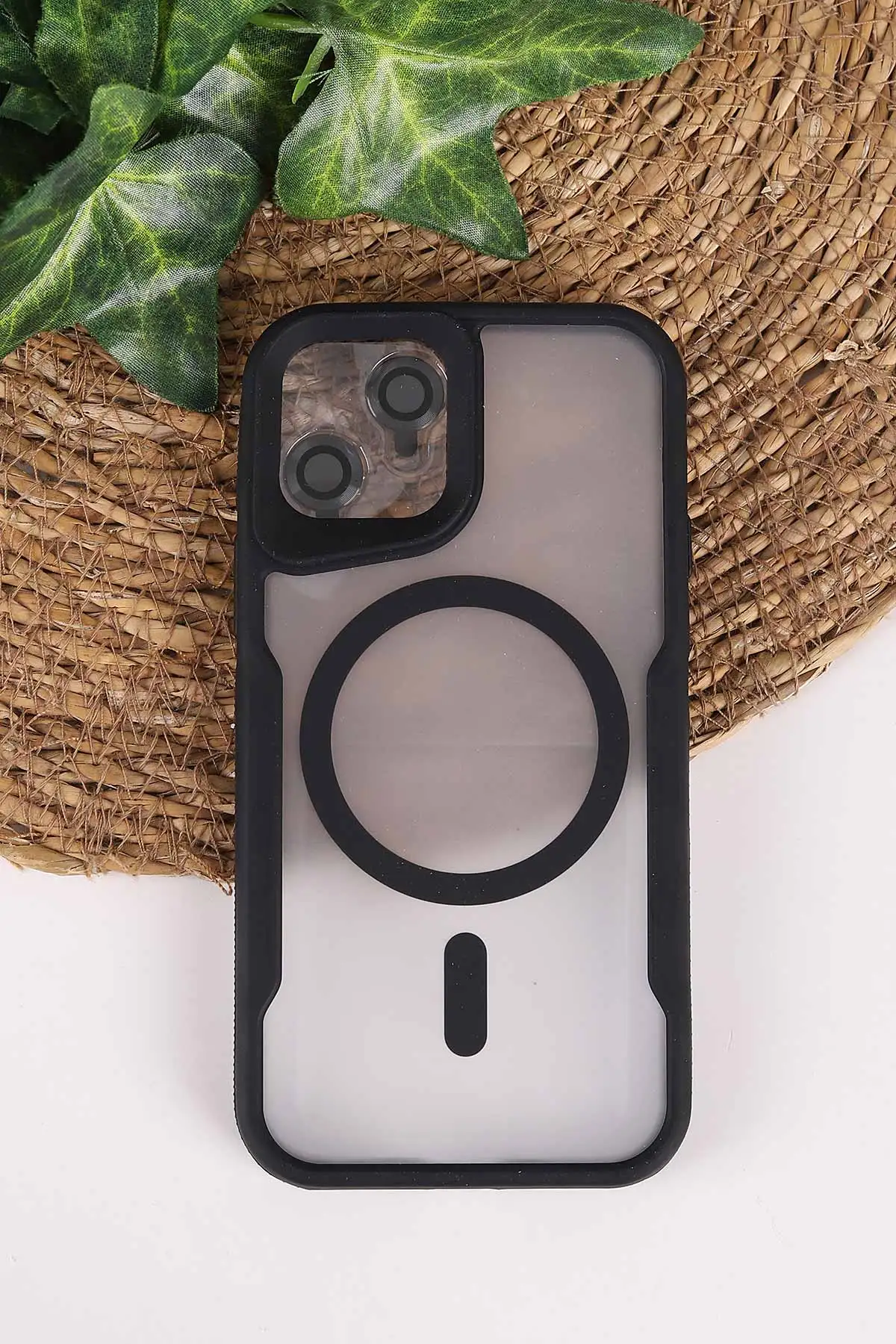 Siyah TeknoCase İphone 12 Uyumlu Matte Guard Serisi Lens Korumalı Silikon Telefon Kılıfı 472439