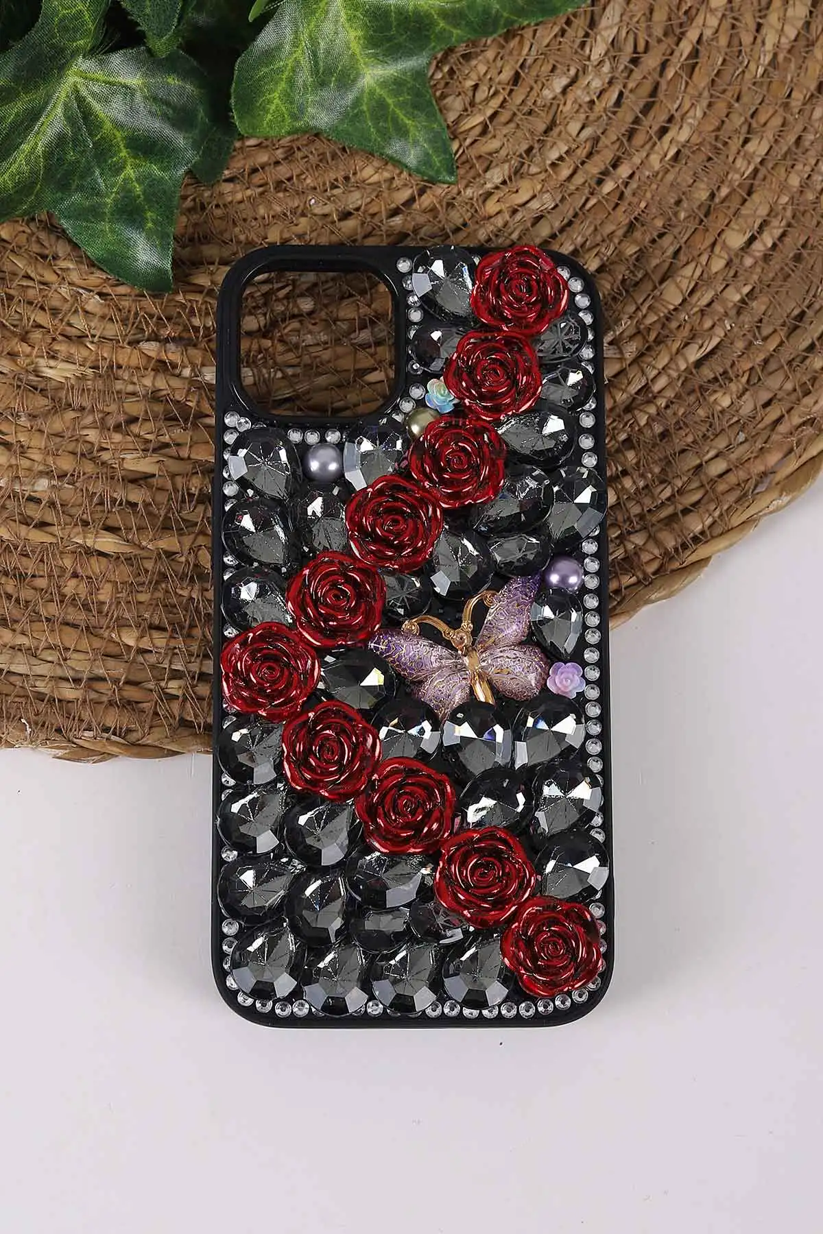 Siyah TeknoCase İPhone 13 Uyumlu Daisy Case Serisi Taşlı Vakumlu Sert Silikon Telefon Kılıfı 431026