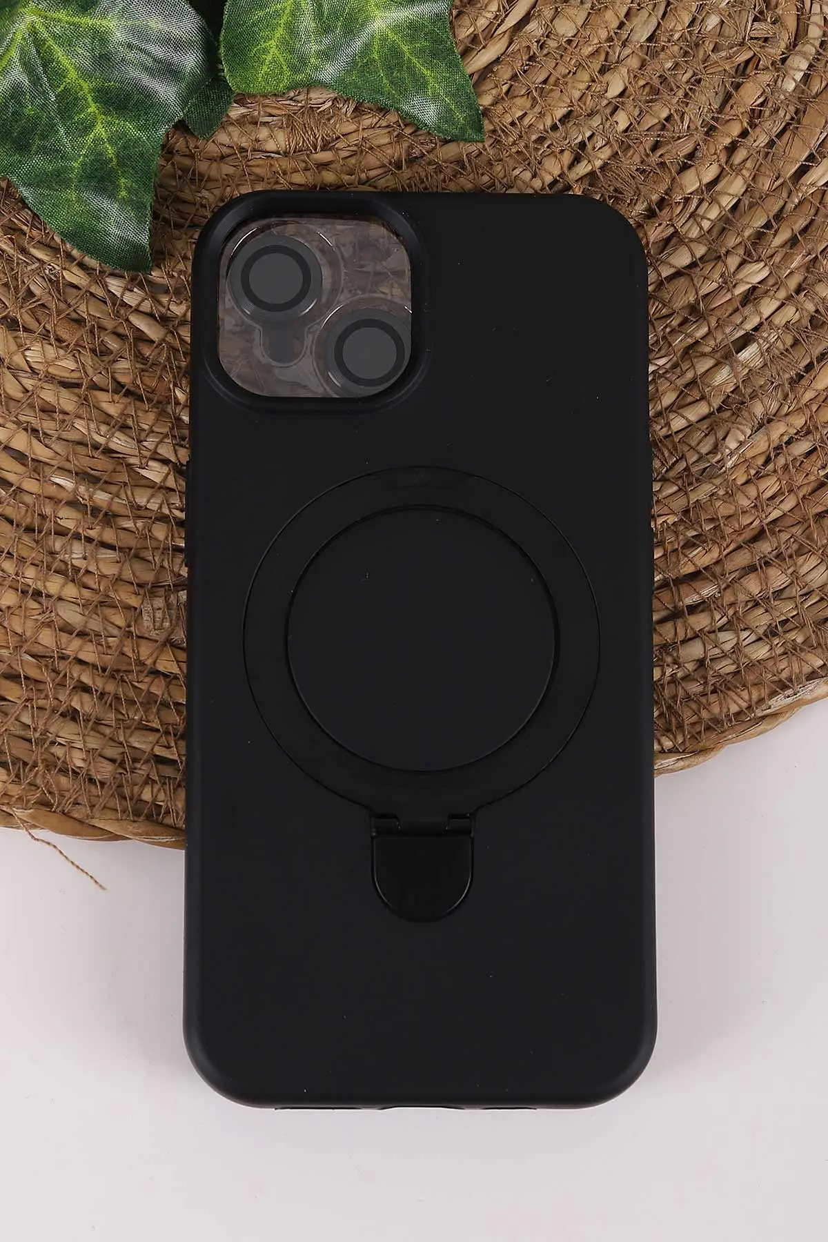 Siyah TeknoCase İPhone 13 Uyumlu Ringy Case Serisi Standlı Lens Hediyeli Sert Silikon Telefon Kılıfı 450162