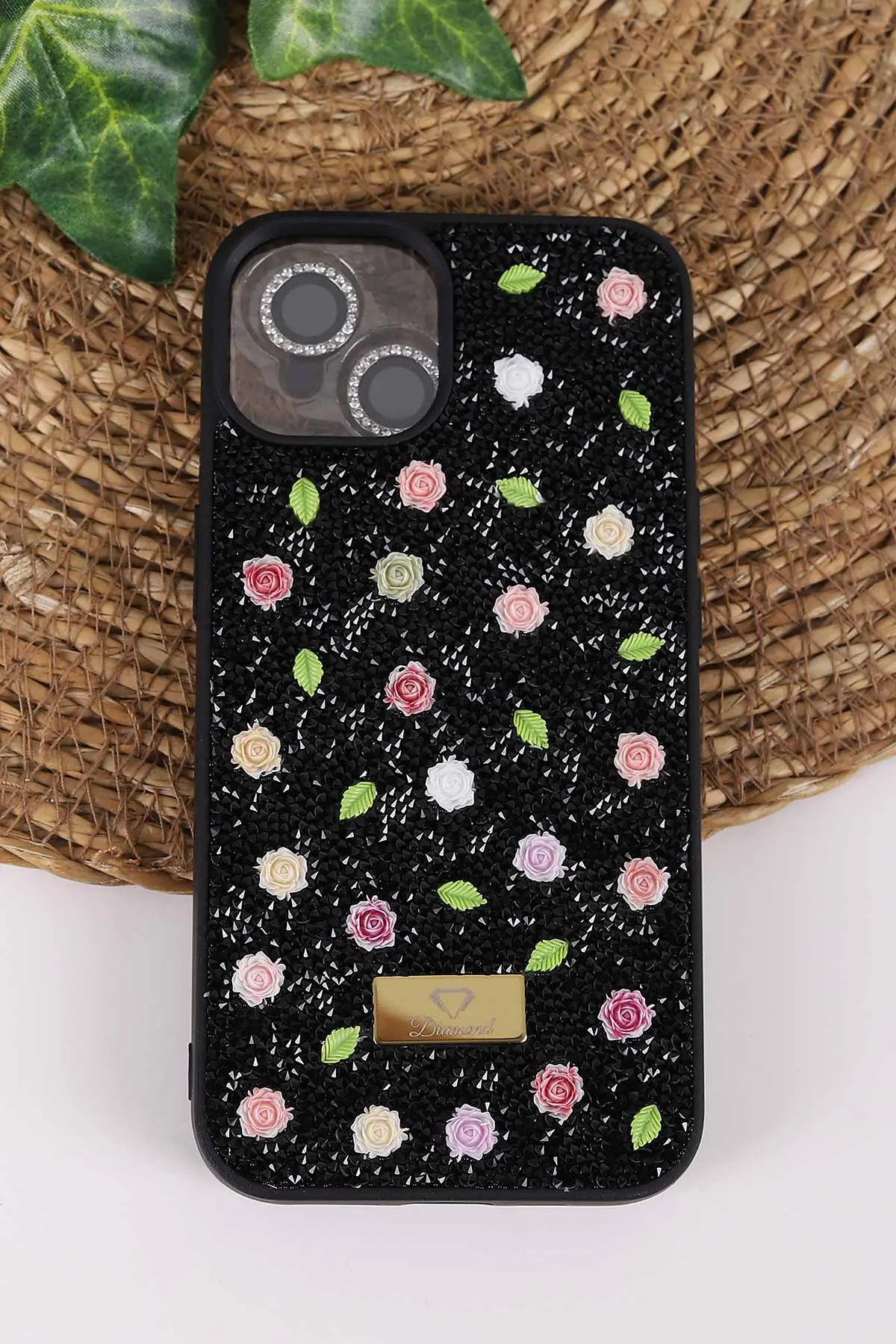 Siyah TeknoCase İPhone 13 Uyumlu Rose Diamond Case Serisi Gül Desenli Lens Hediyeli Sert Silikon Telefon Kılıfı 450123