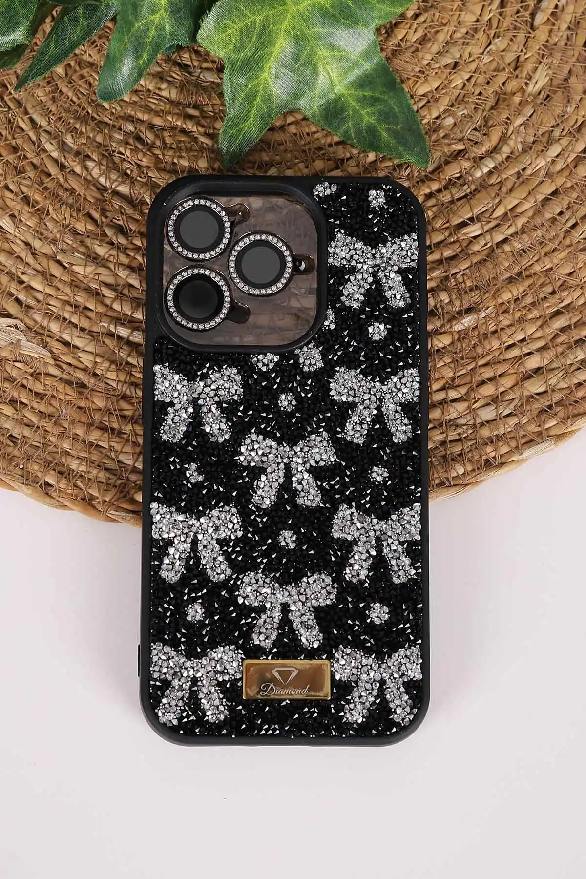 Siyah TeknoCase İPhone 15 Pro Uyumlu Perfect Diamond Case Serisi Taşlı Lens Hediyeli Sert Silikon Telefon Kılıfı 480815