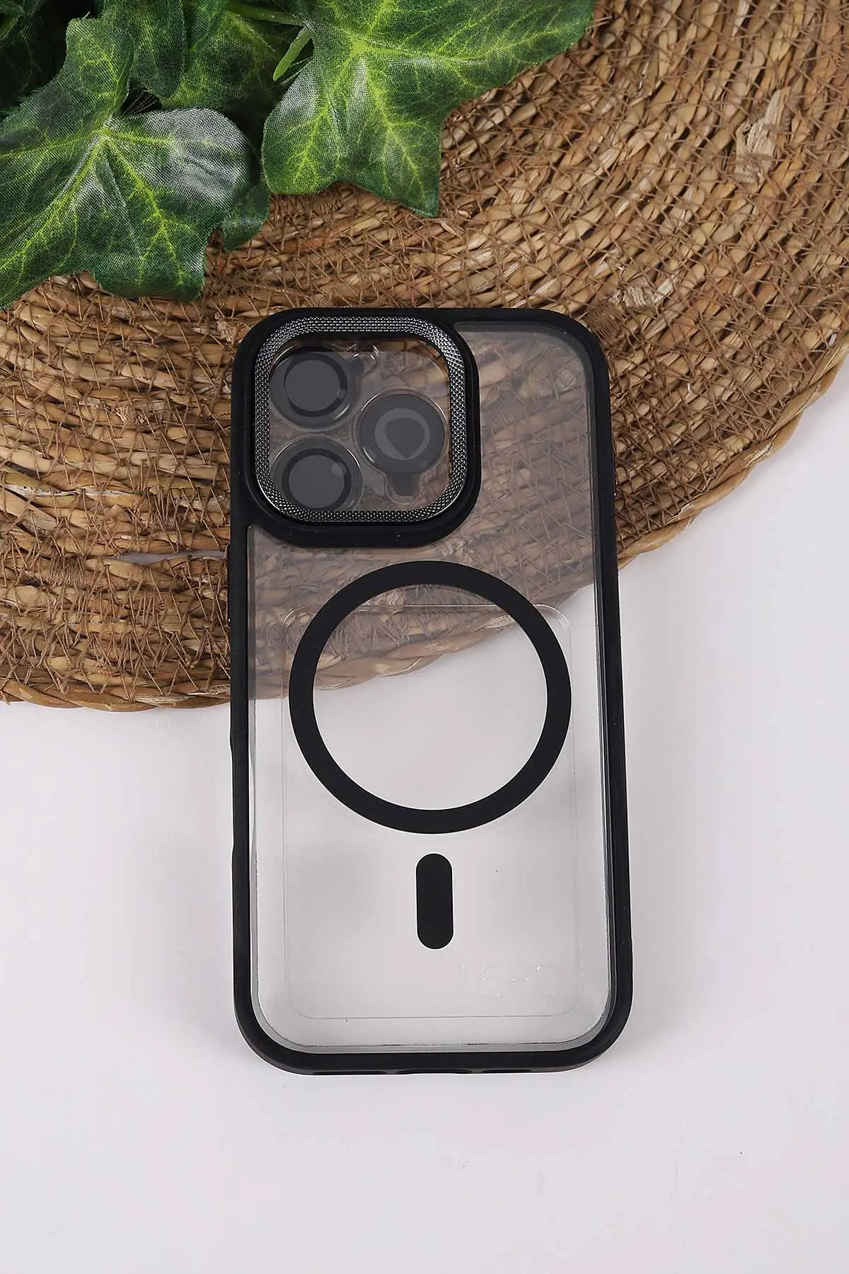 Siyah TeknoCase İPhone 16 Pro Uyumlu Clear Lüx Case Serisi Lens Hediyeli Sert Silikon Telefon Kılıfı 430735