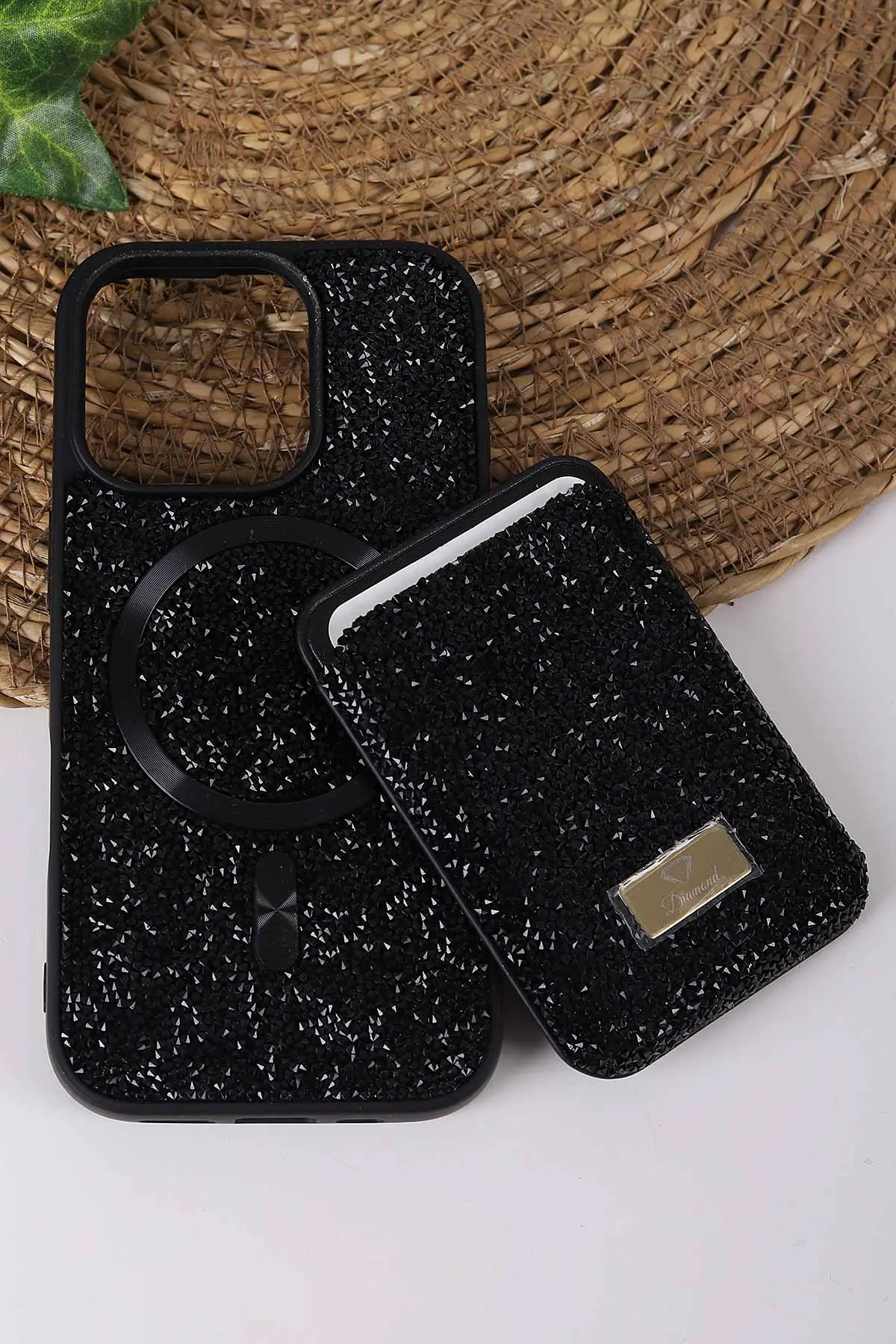 Siyah TeknoCase İPhone 16 Pro Uyumlu Viola Diamond Case Serisi Kartlıklı Lens Hediyeli Sert Silikon Telefon Kılıfı 430840