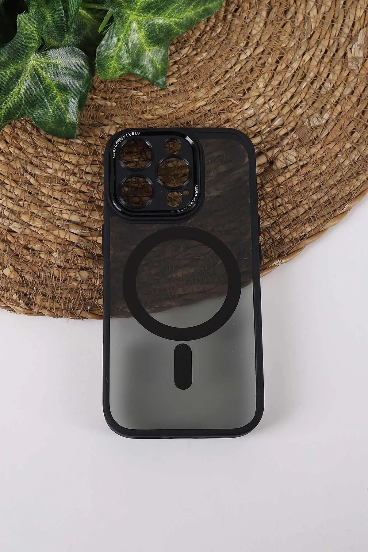 Siyah TeknoCase İPhone 16 Pro Uyumlu Wesley Case Serisi Magsafe Özellikli Transparan Sert Silikon Telefon Kılıfı 430649