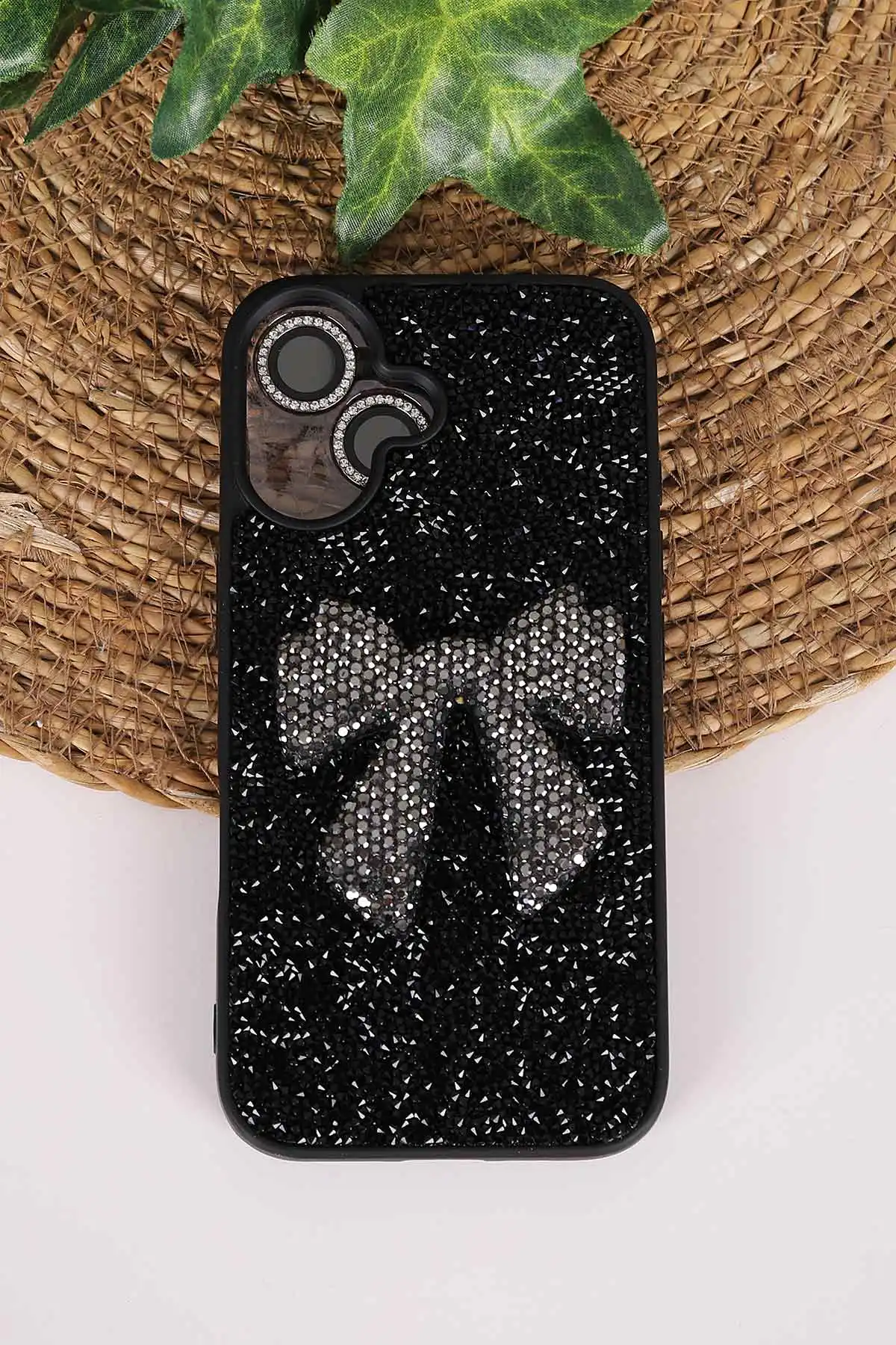 Siyah TeknoCase İPhone 16 Uyumlu Nelly Diamond Serisi Taşlı Lens Hediyeli Sert Silikon Telefon Kılıfı 480946