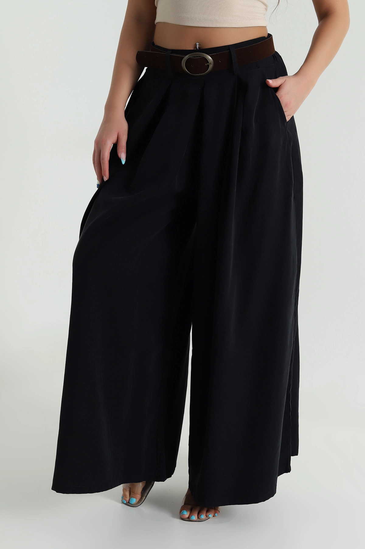 Siyah Tencel Pileli Kadın Pantolon 484456