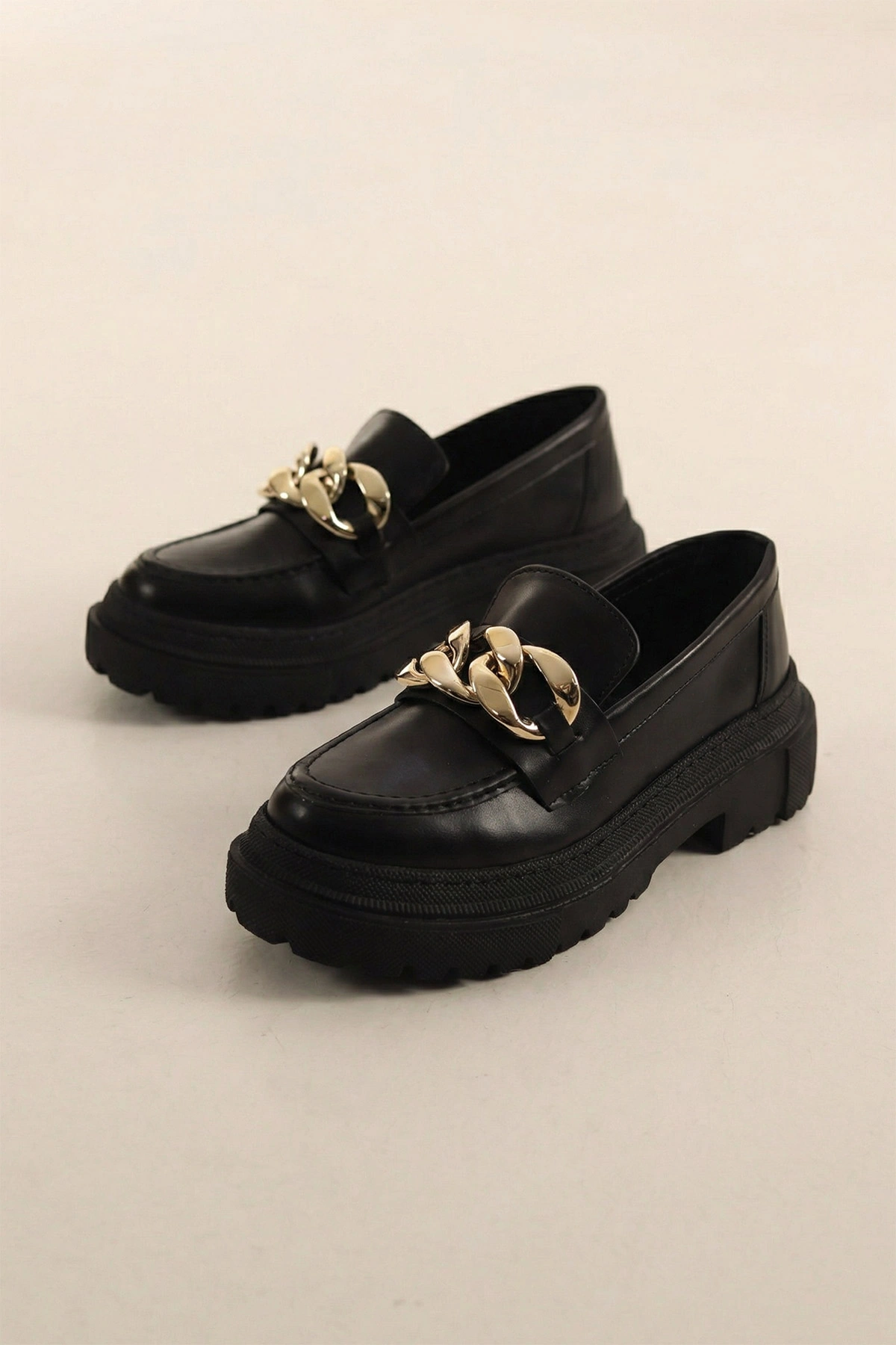 Siyah Toka Detaylı Kadın Loafer Ayakkabı 435937
