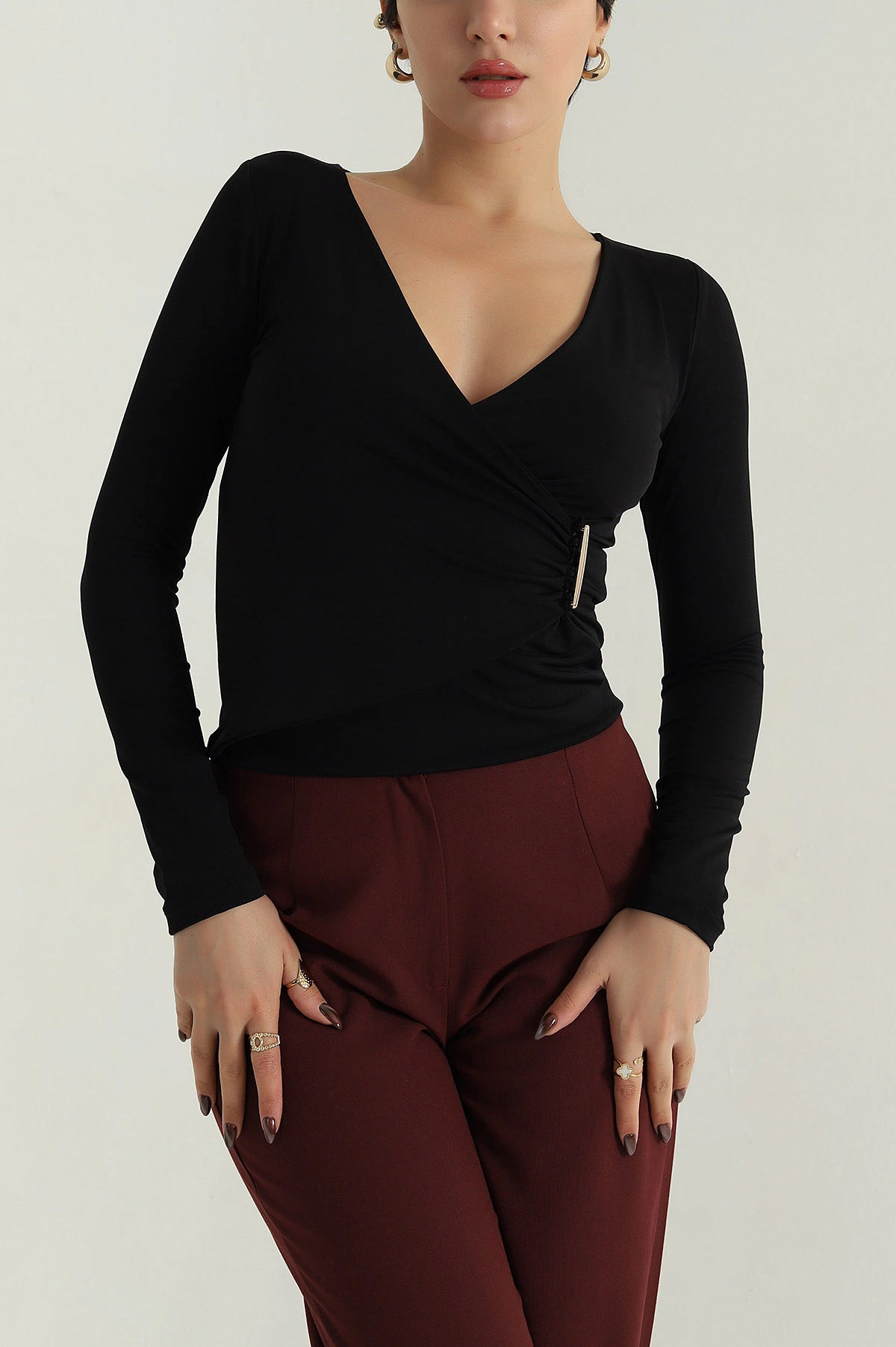 Siyah Tokalı Sandy Kadın Bluz 405777