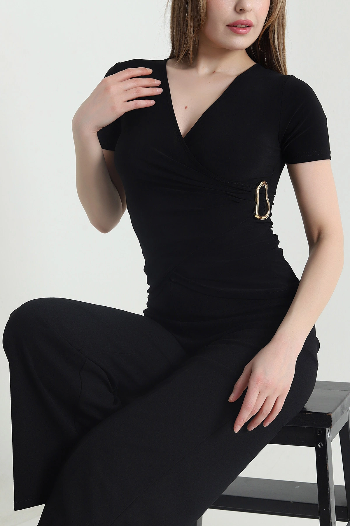 Siyah Tokalı Sandy Kadın Bluz 443153