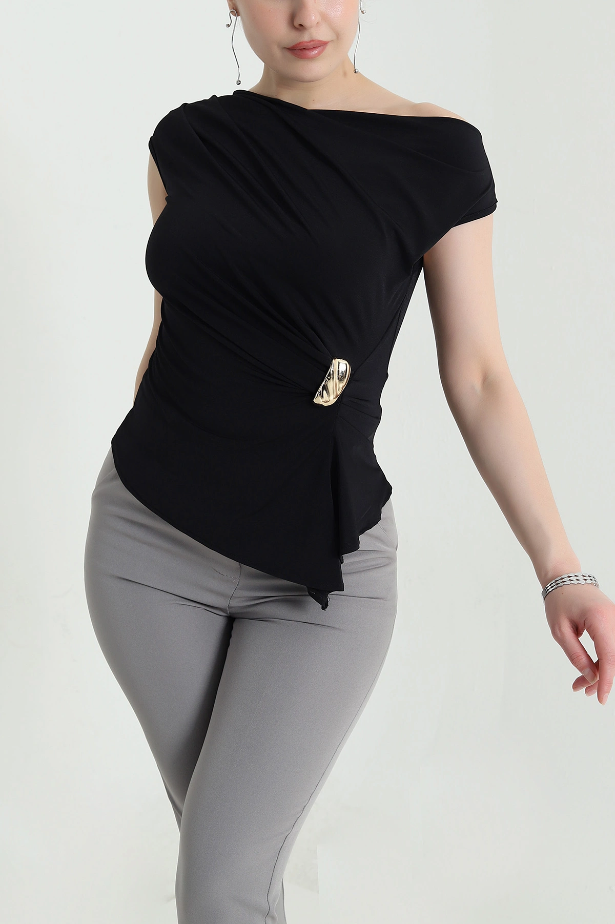Siyah Tokalı Sandy Kadın Bluz 455785