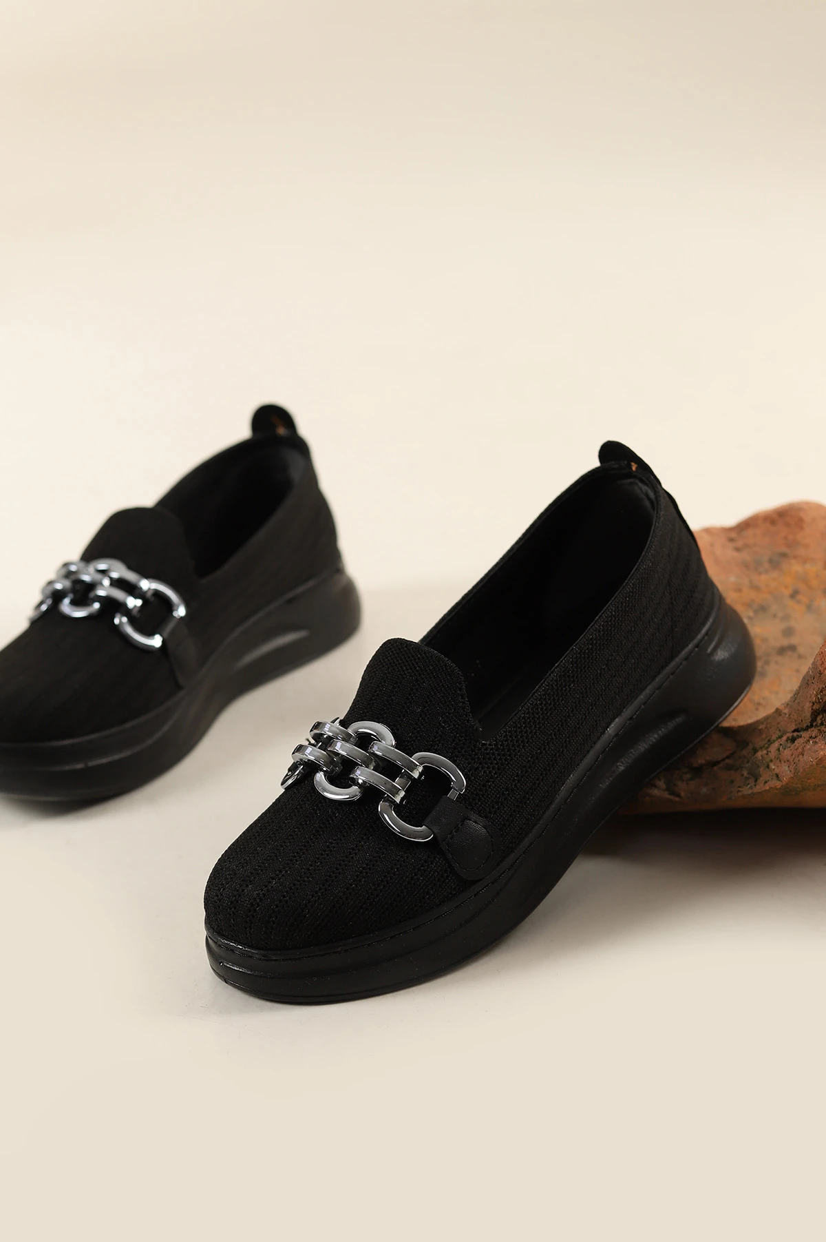 Siyah Triko Gümüş Tokalı Loafer Ayakkabı 263744