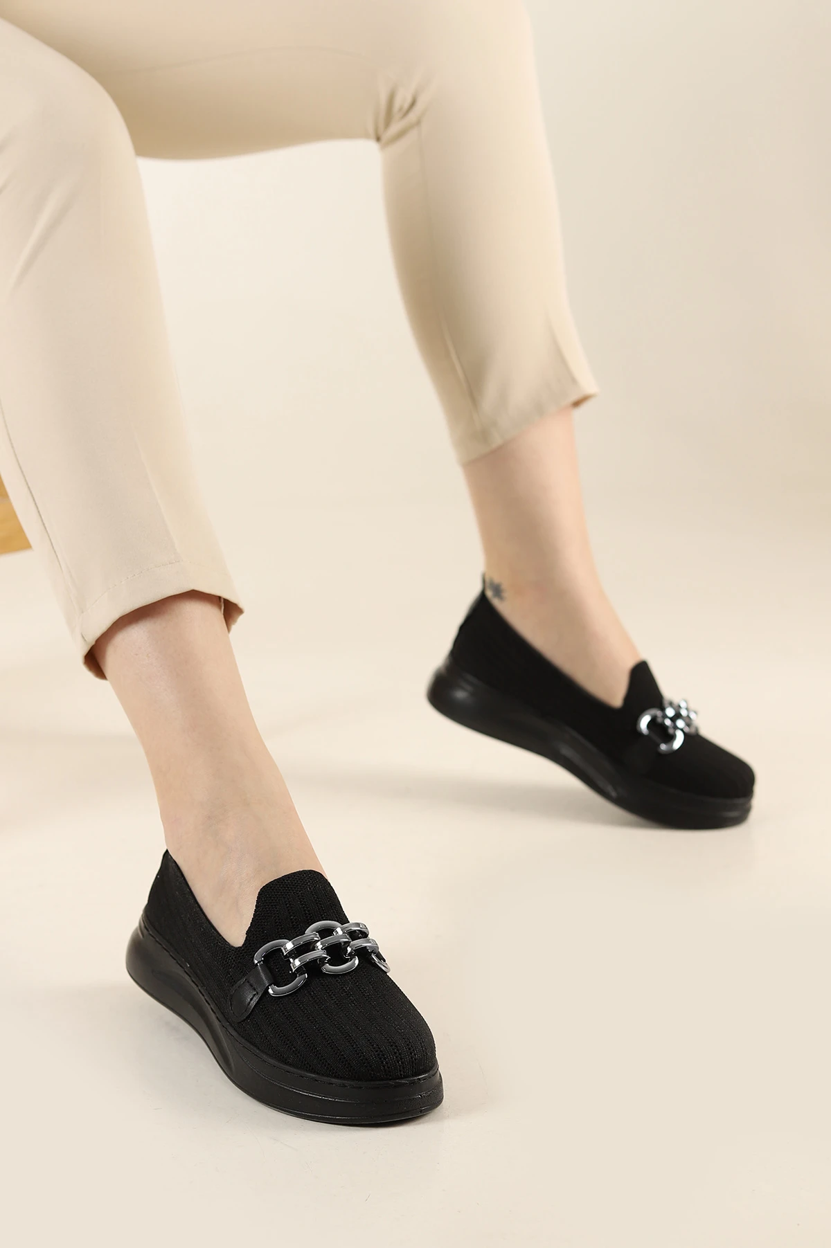 Siyah Triko Gümüş Tokalı Loafer Ayakkabı 263744