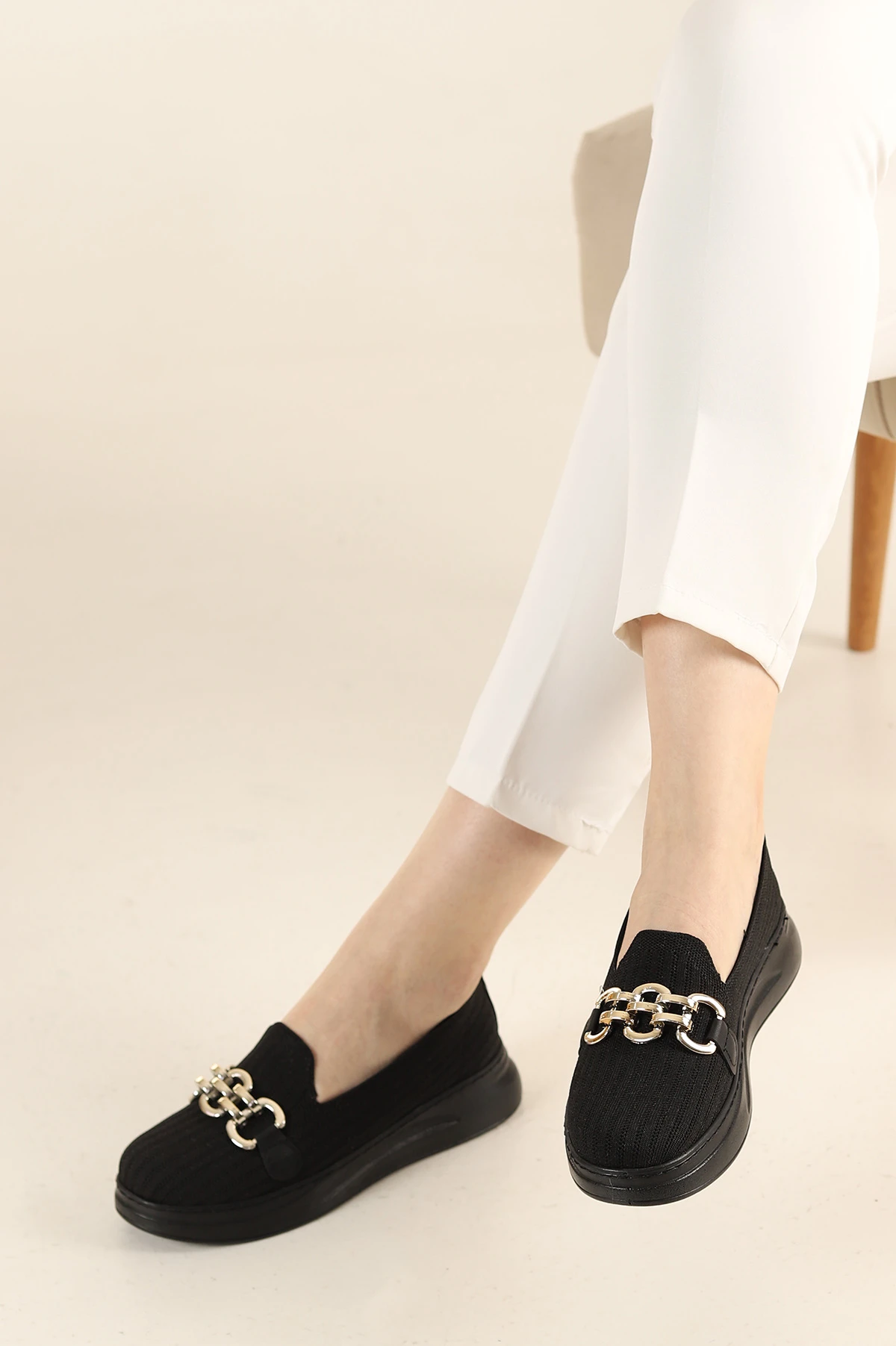 Siyah Triko Gold Tokalı Loafer Ayakkabı 264088