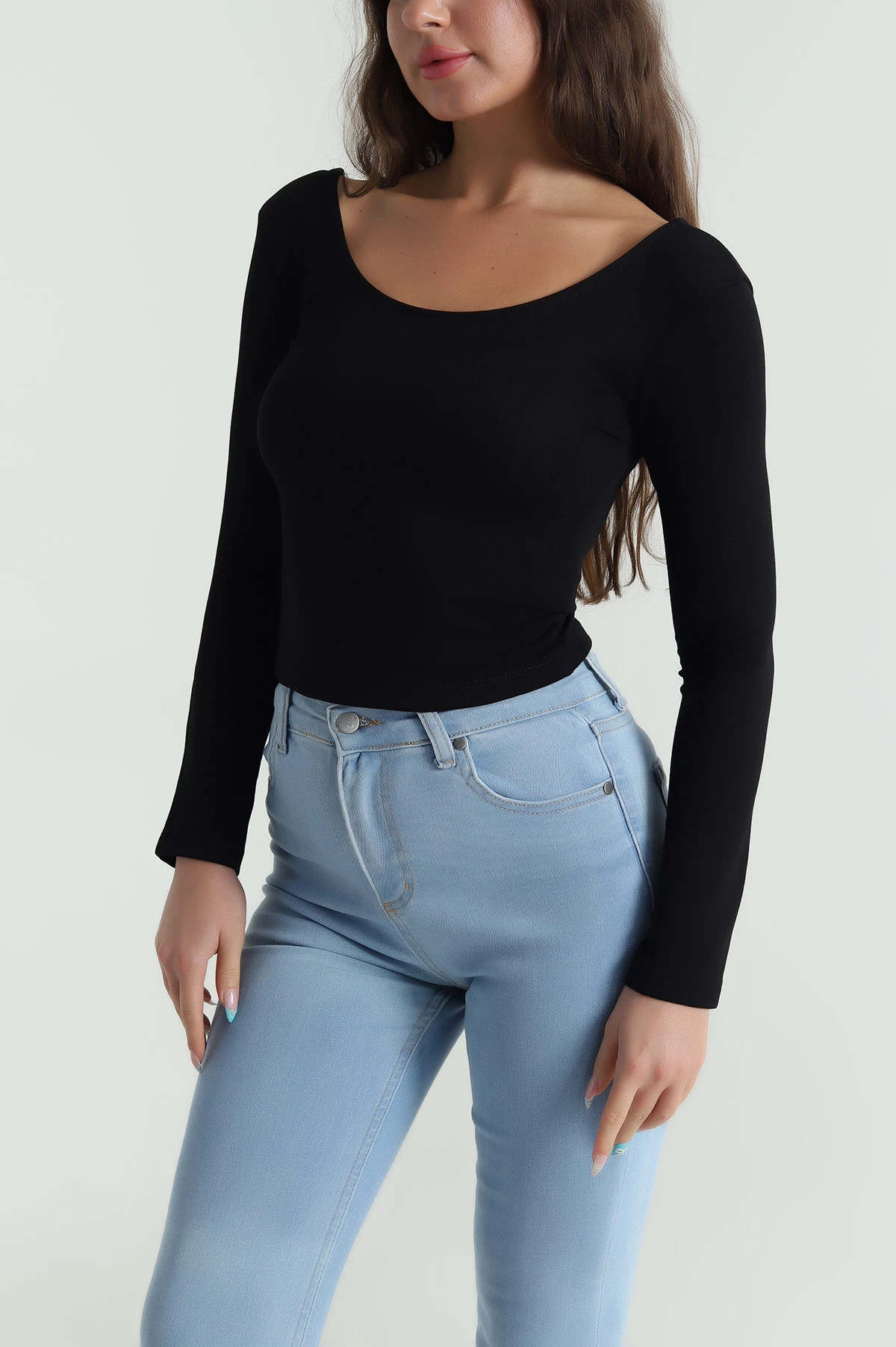 Siyah U Yaka Basic Kadın Bluz 483107