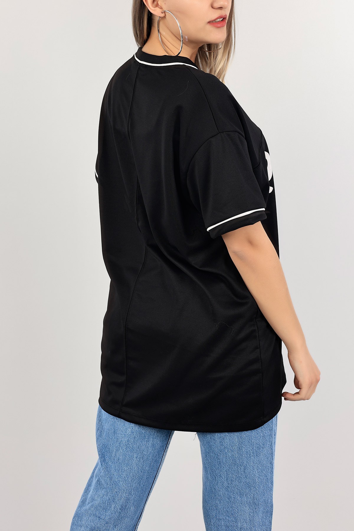 Siyah V Yaka Baskılı Oversize Tişört 110543