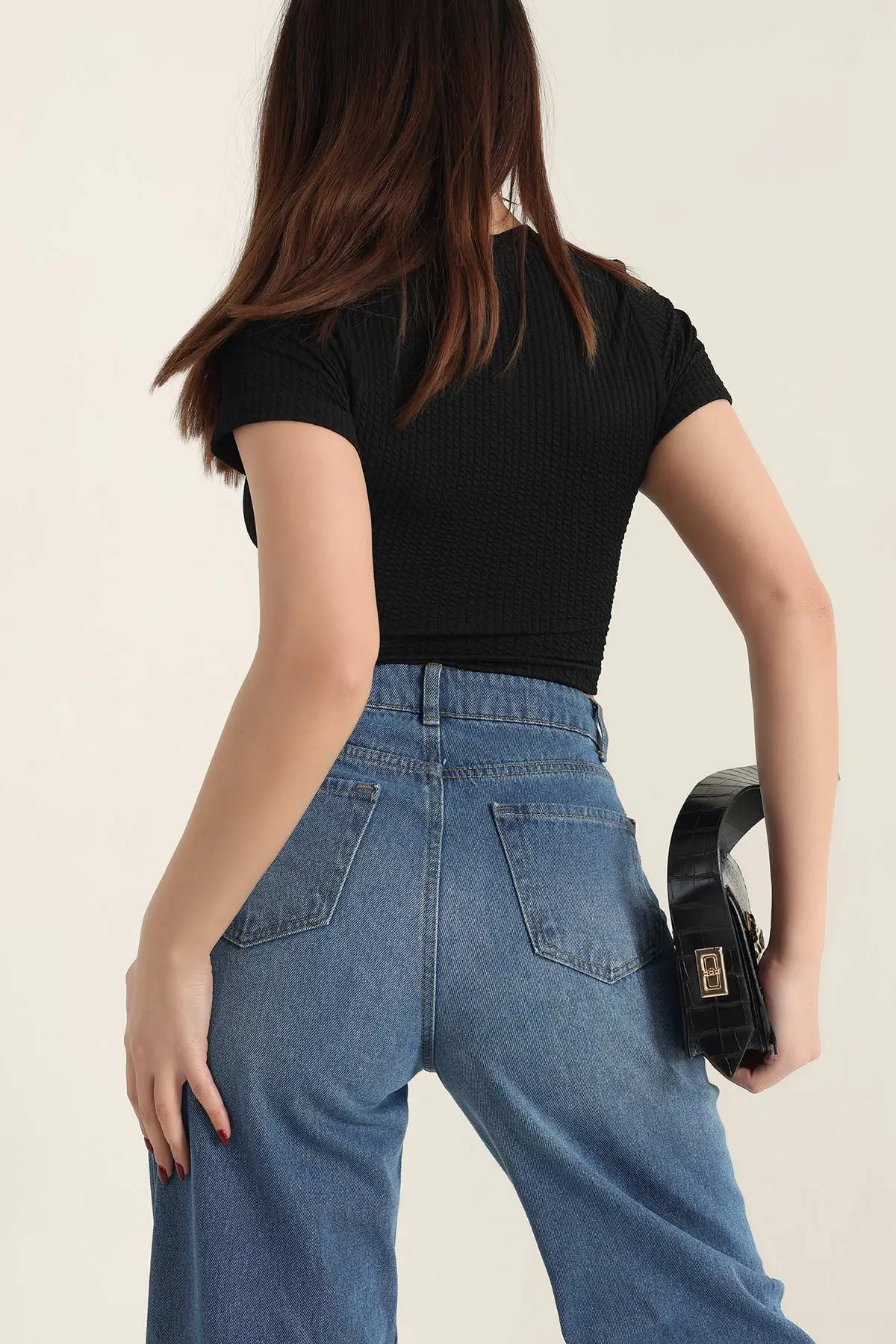 Siyah V Yaka Gofre Crop Bluz 337381