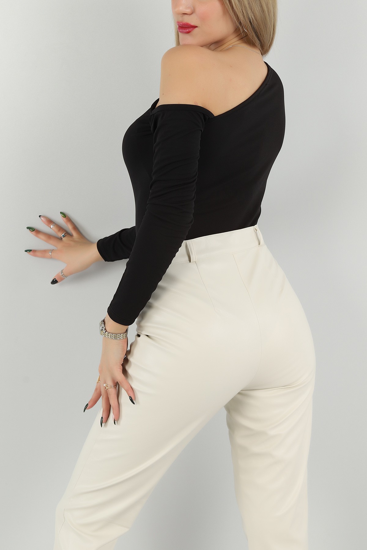 Siyah Vatkalı Sandy Kumaş Zıbın Bluz 148367