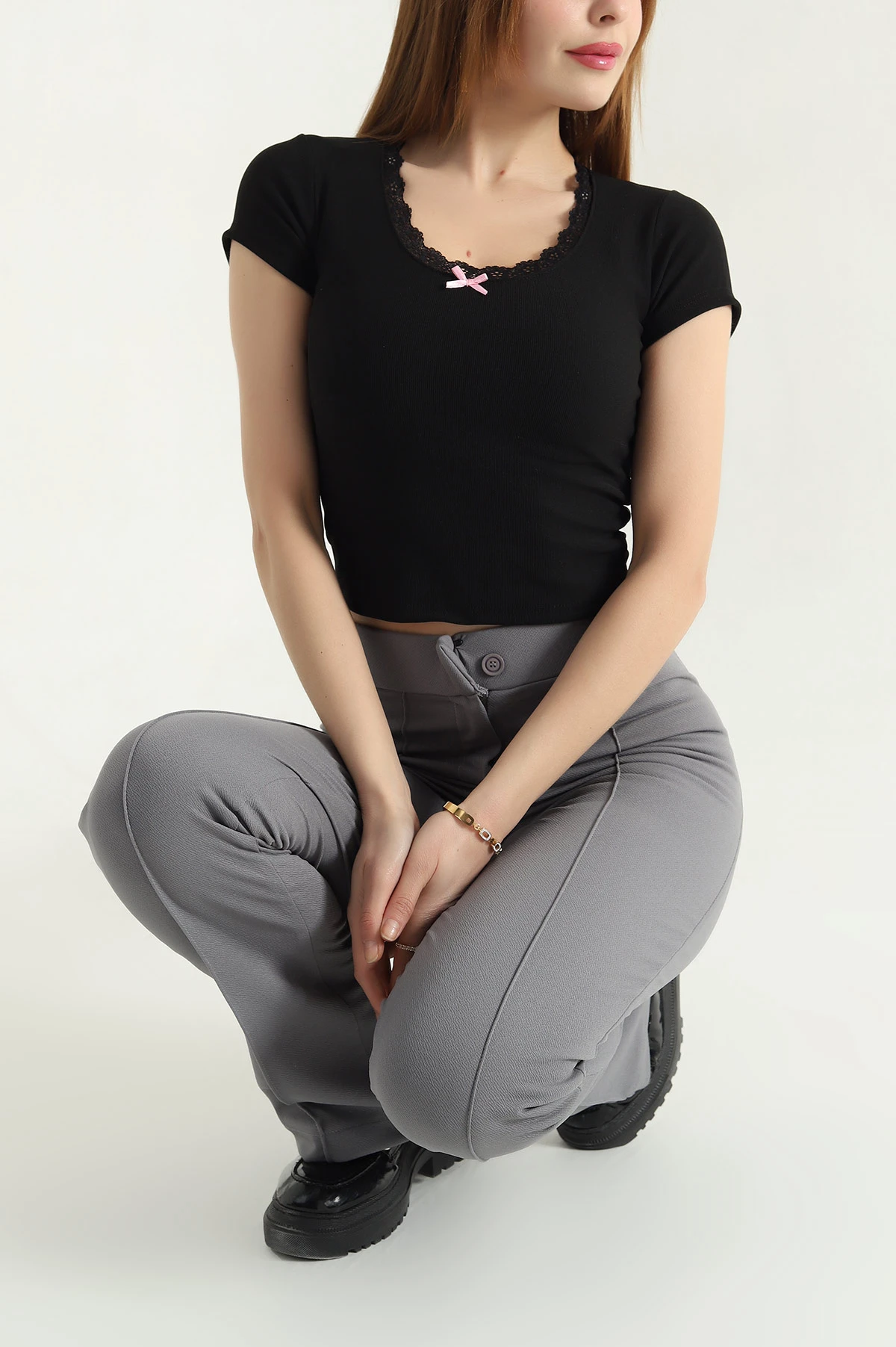 Siyah Yaka Güpürlü Ottoman Bluz 341341