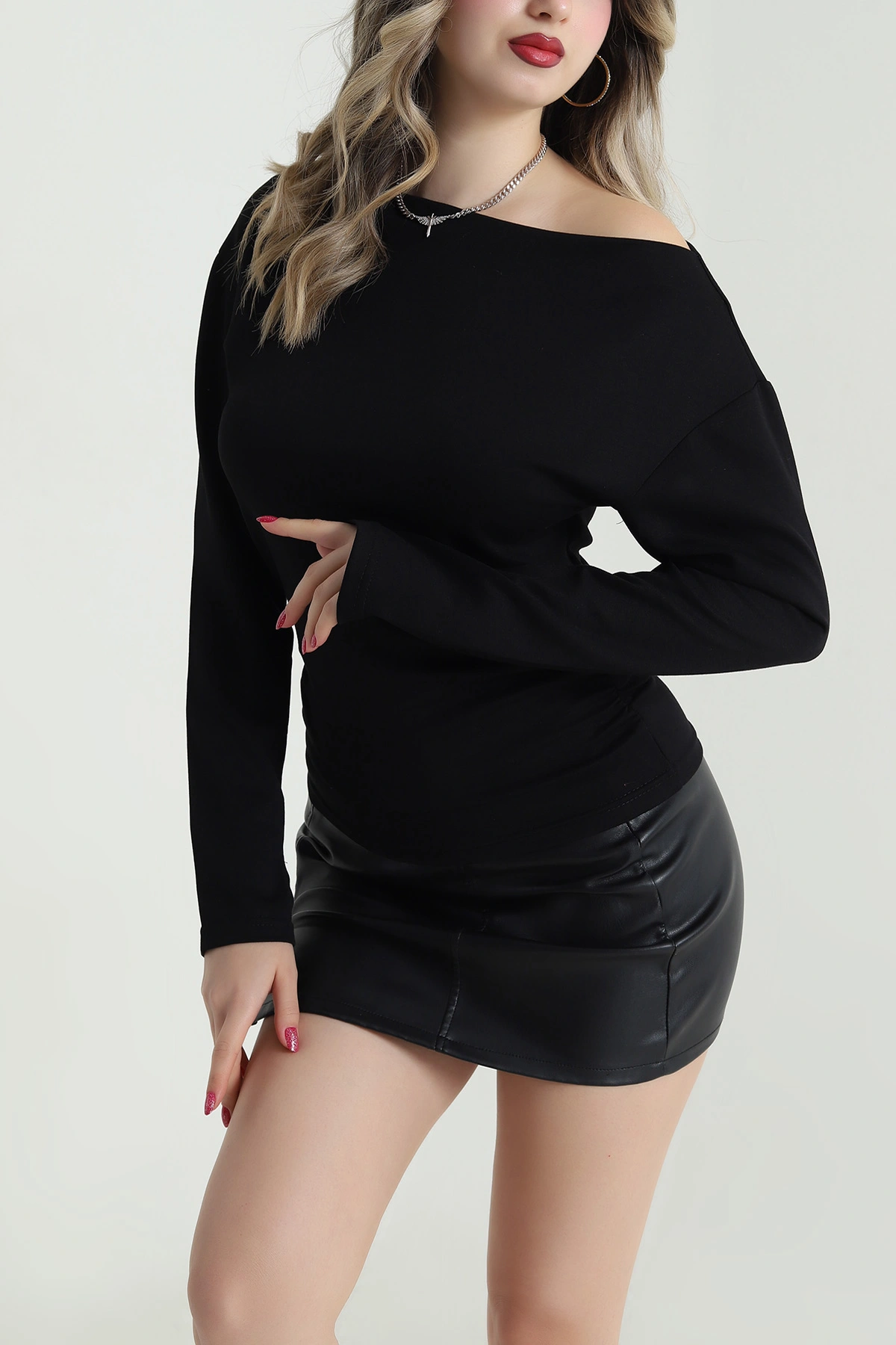 Siyah Yanı Büzgülü Modal Kadın Bluz 492232
