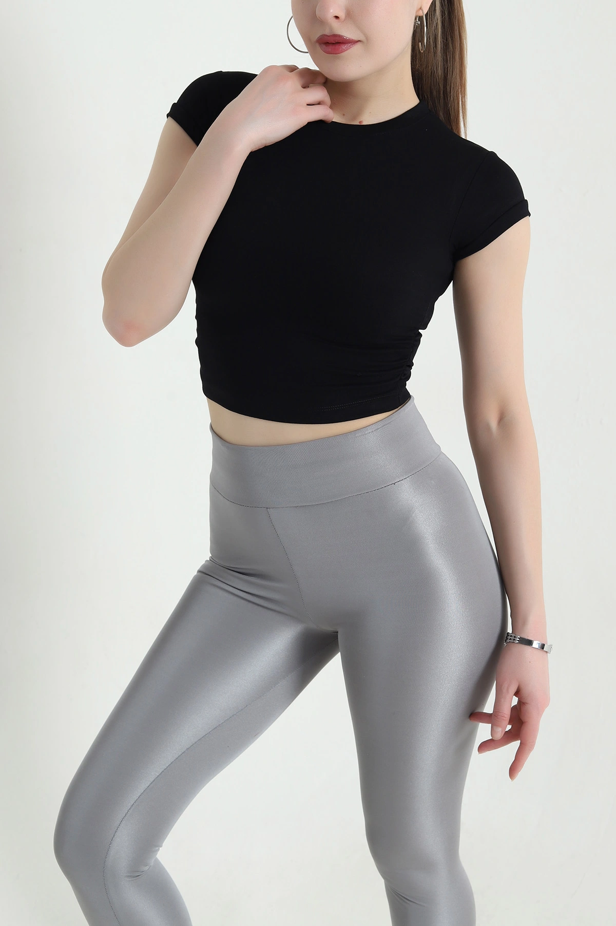 Siyah Yanları Büzgülü Buzzy Kadın Crop 440366
