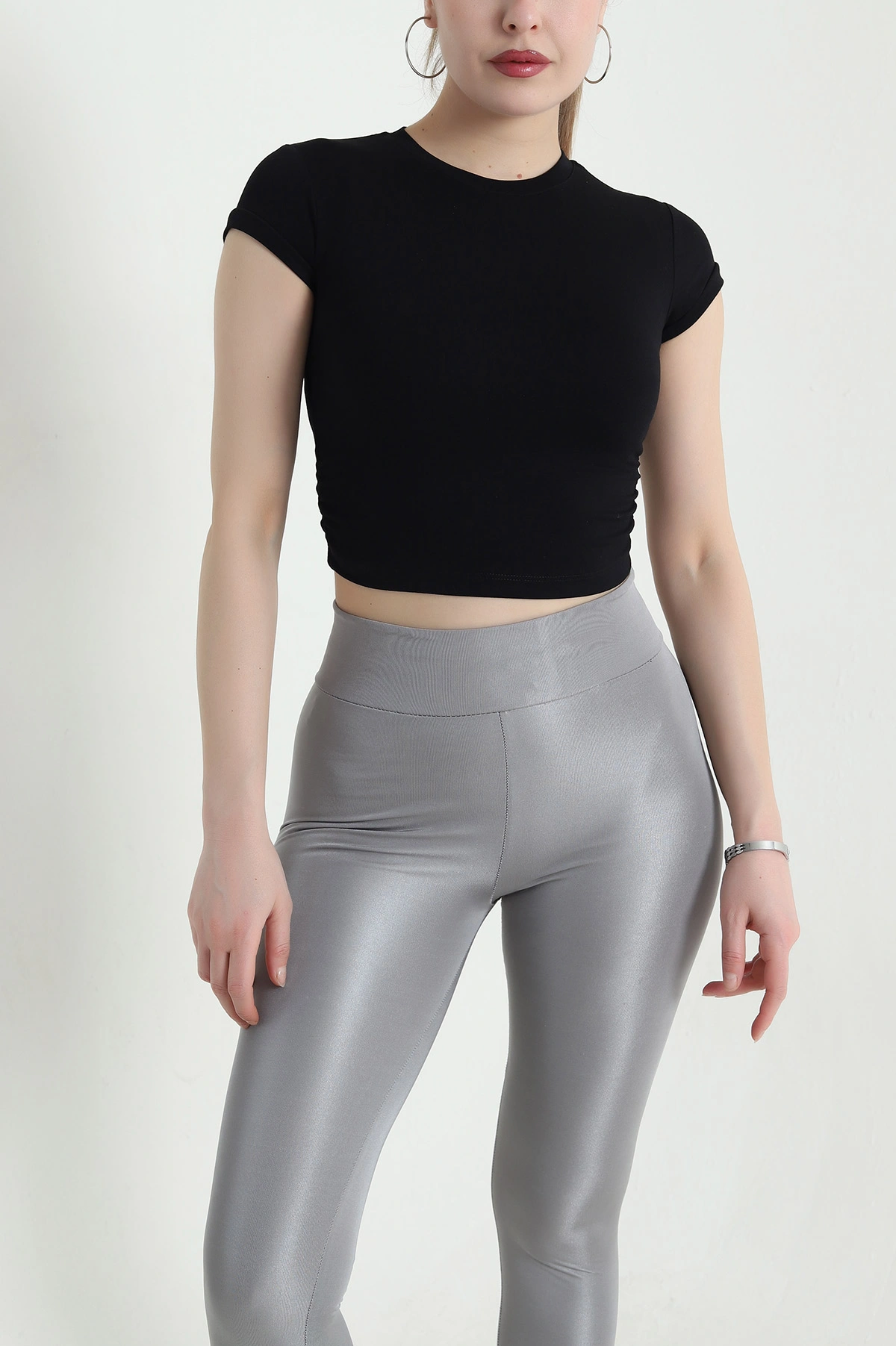 Siyah Yanları Büzgülü Buzzy Kadın Crop 440366