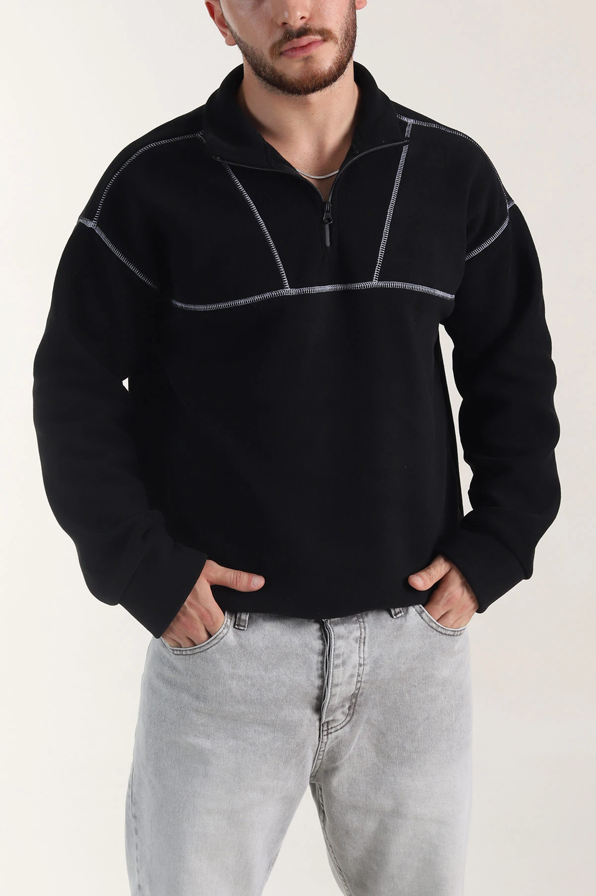 Siyah Yarım Fermuarlı Dik Yaka Dikiş Detaylı Polar Kumaş Erkek Sweatshirt 404320