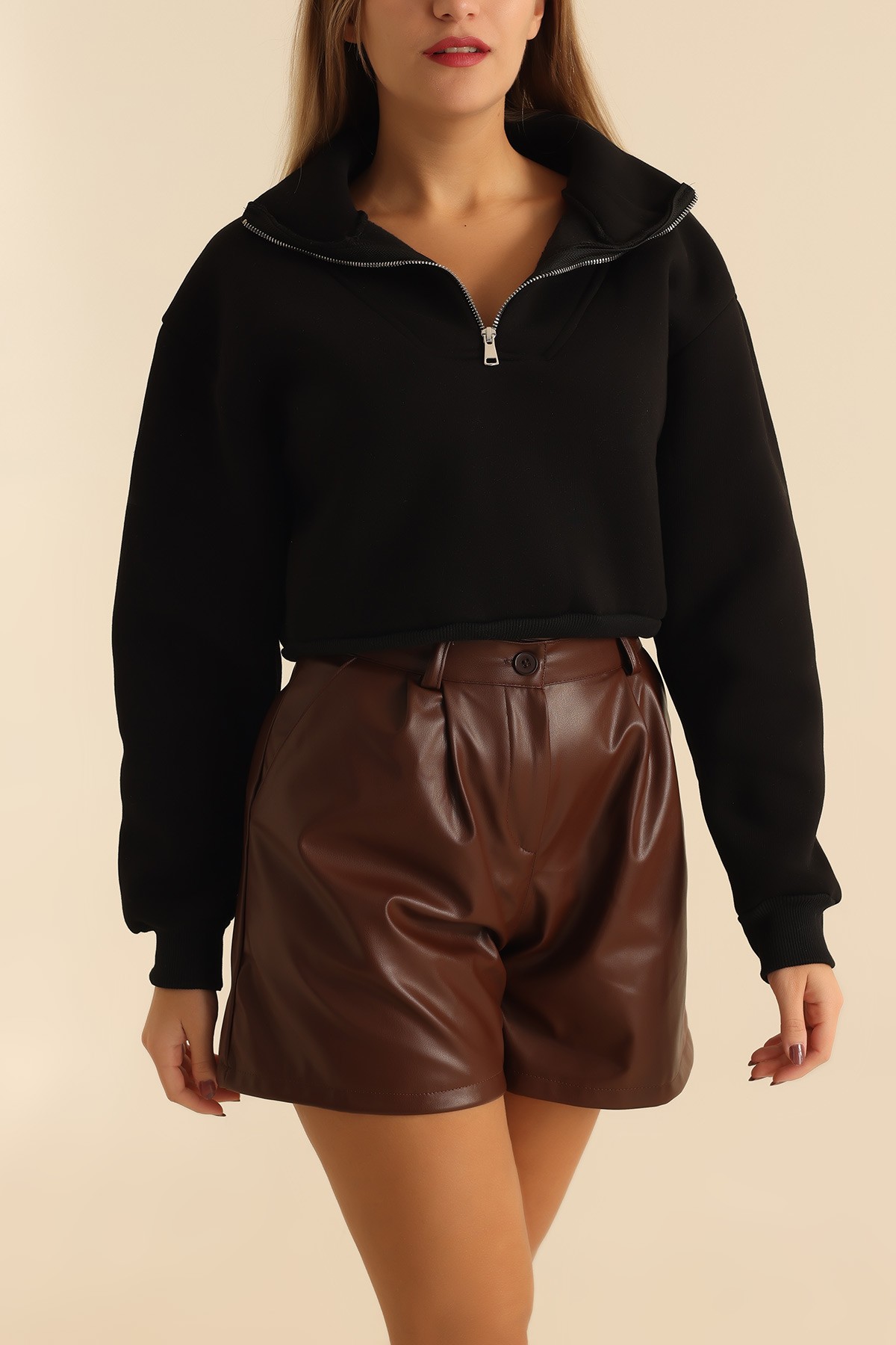Siyah Yarım Fermuarlı Şardonlu Sweat 209589