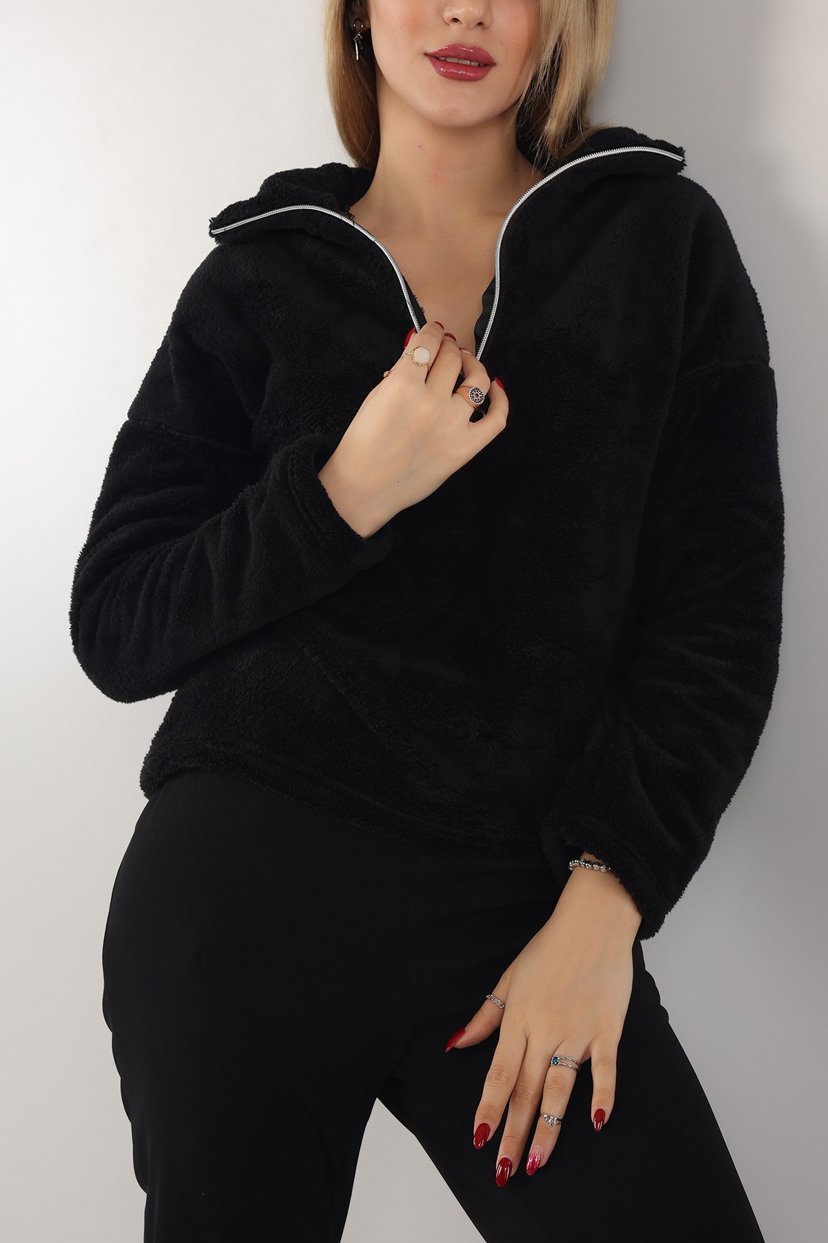 Siyah Yarım Fermuarlı Yumoş Sweat 153482
