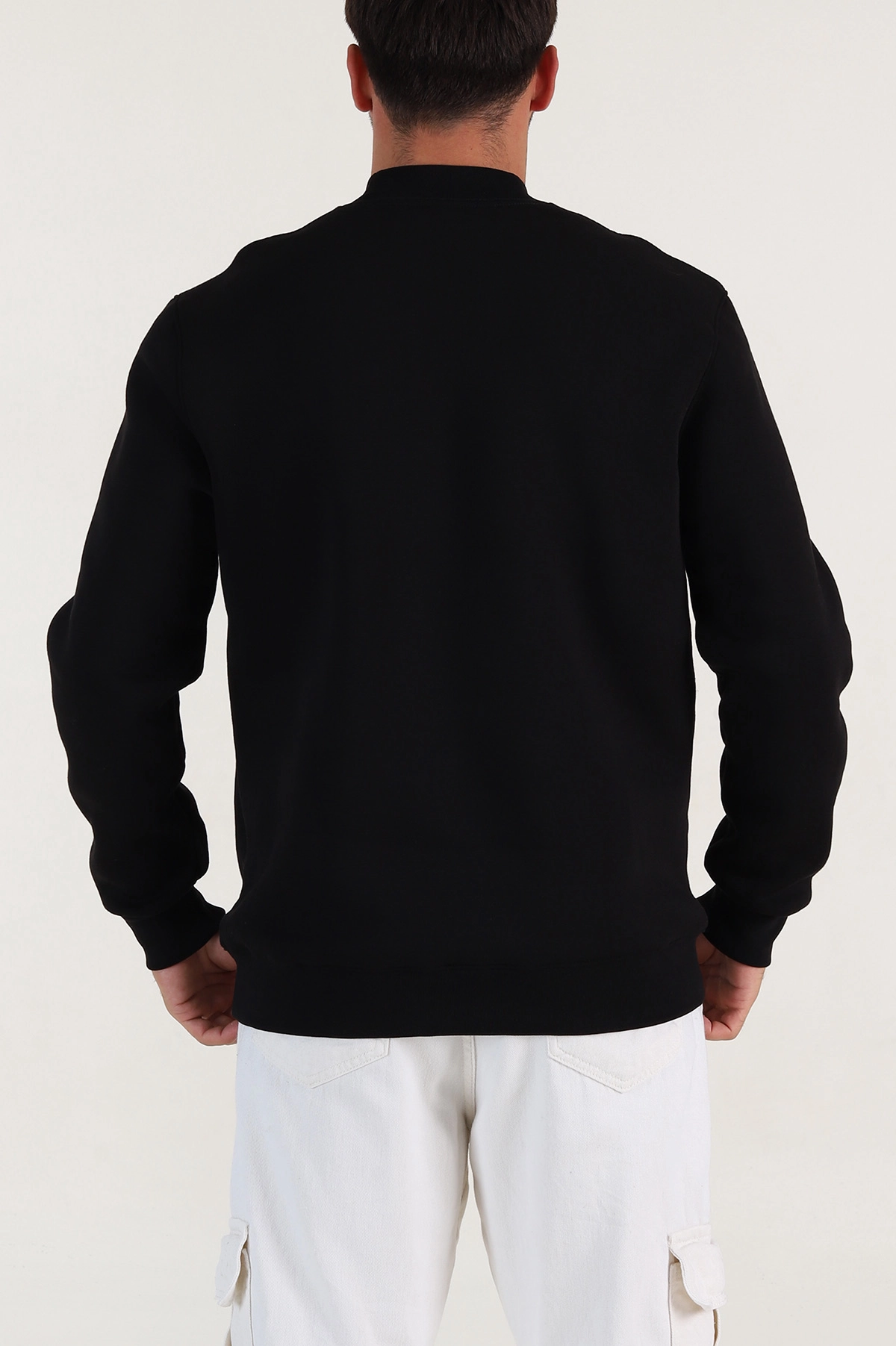 Siyah Yazı Detaylı Bisiklet Yaka Erkek Sweatshirt 397036