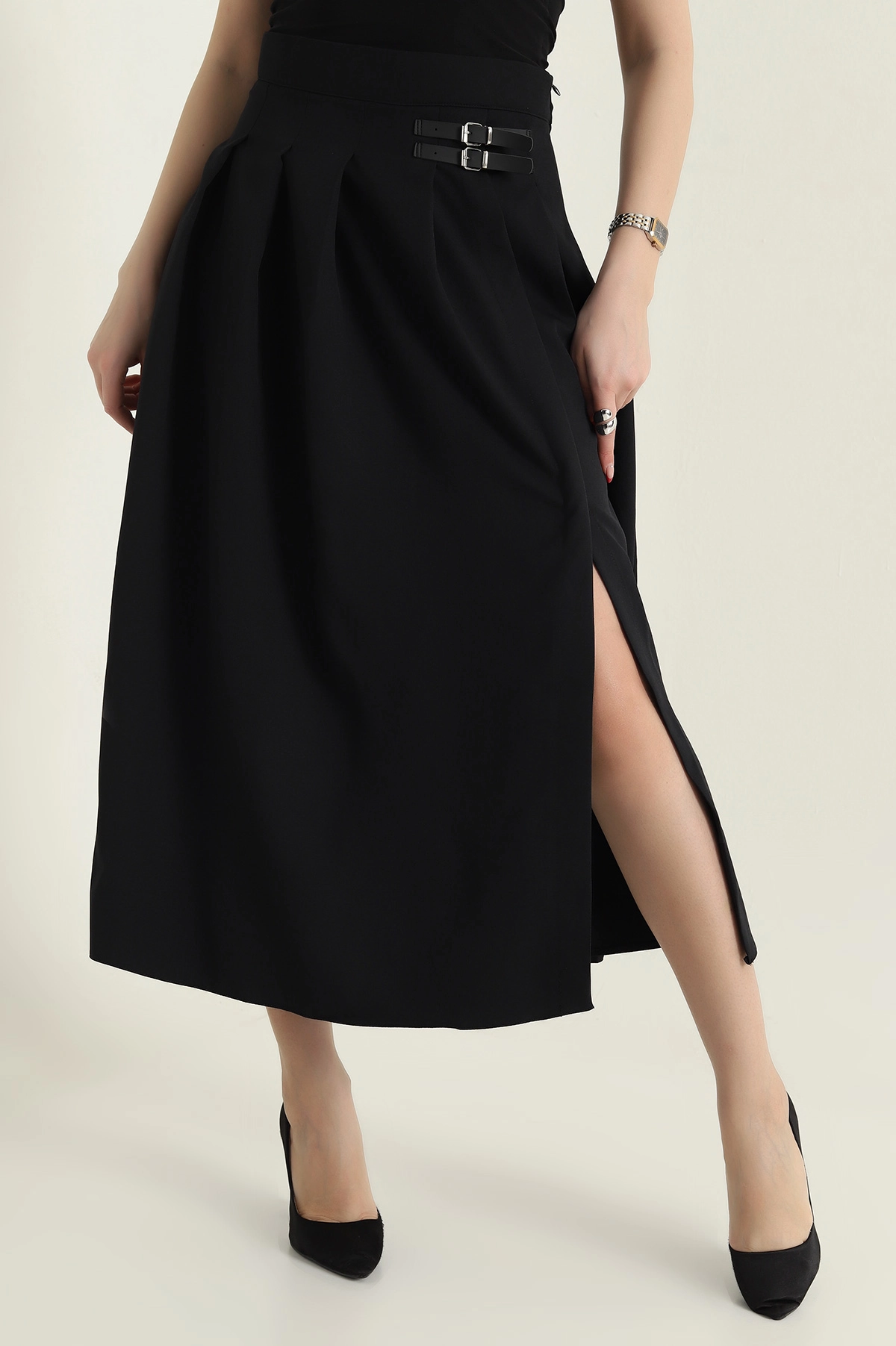 Siyah Yırtmaçlı Fermuarlı Kemerli Tasarım Dabıl Kadın Etek 437018