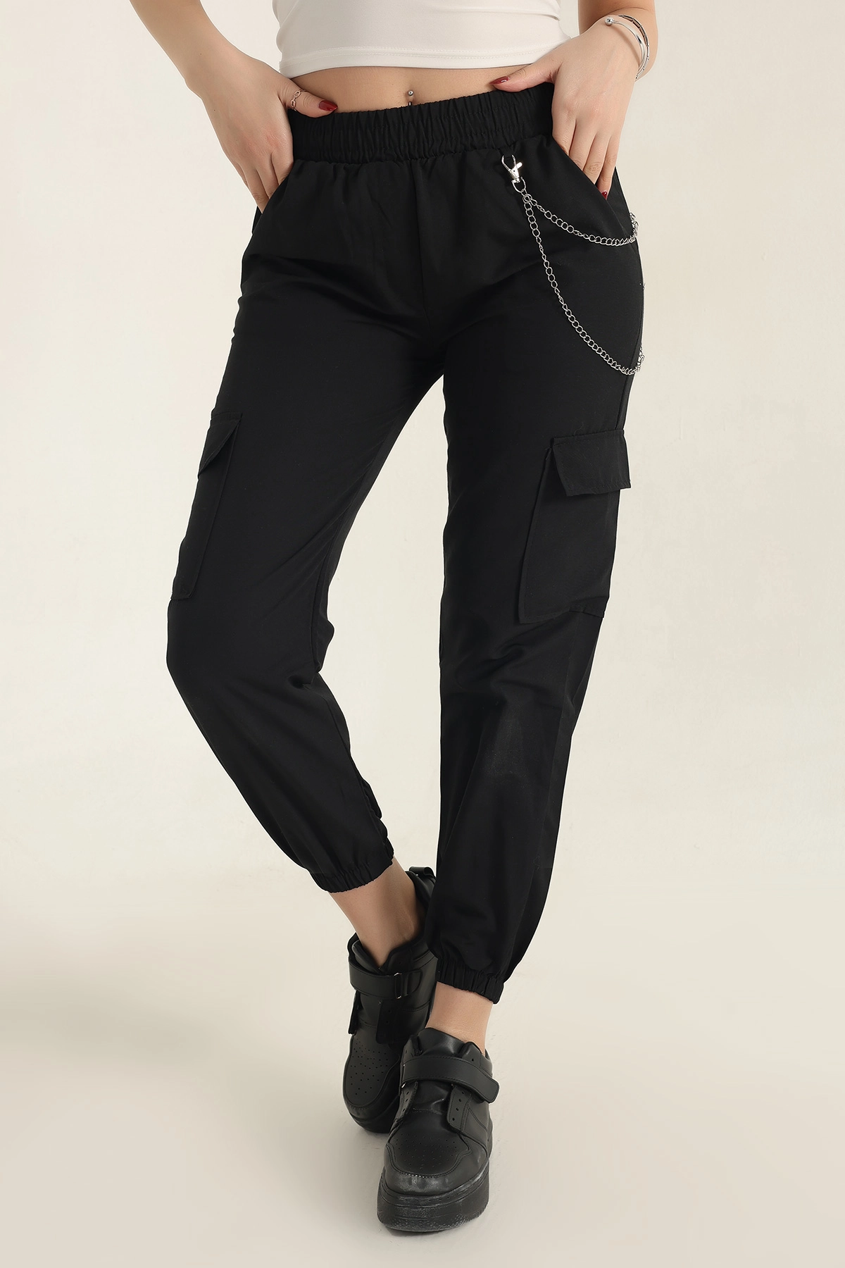 Siyah Zincirli Kargo Cep Bayan Jogger Keten Pantolon 337685