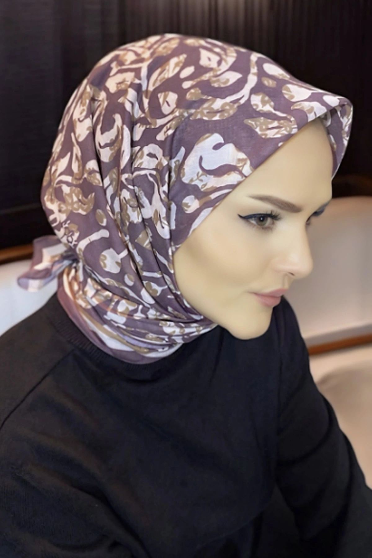 Soft Kahve 90x90 Cm Dijital Baskı Lıerre Desenli Pamuk Eşarp 349490