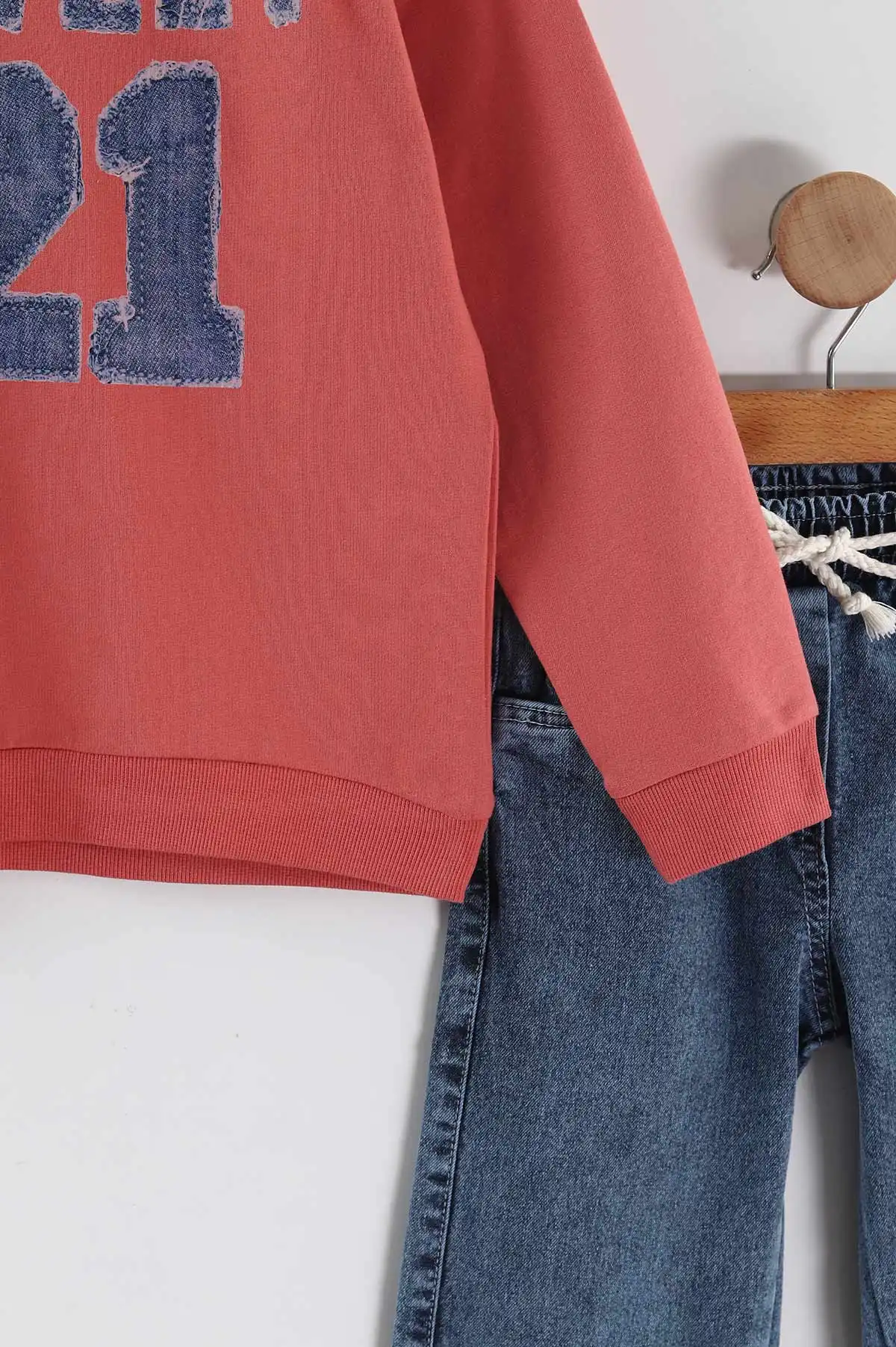 Somon (1-9 Yaş) Sweet 21 Baskılı Gömlek Yaka Kot Pantolonlu Kız Çocuk 2'li Takım 441591